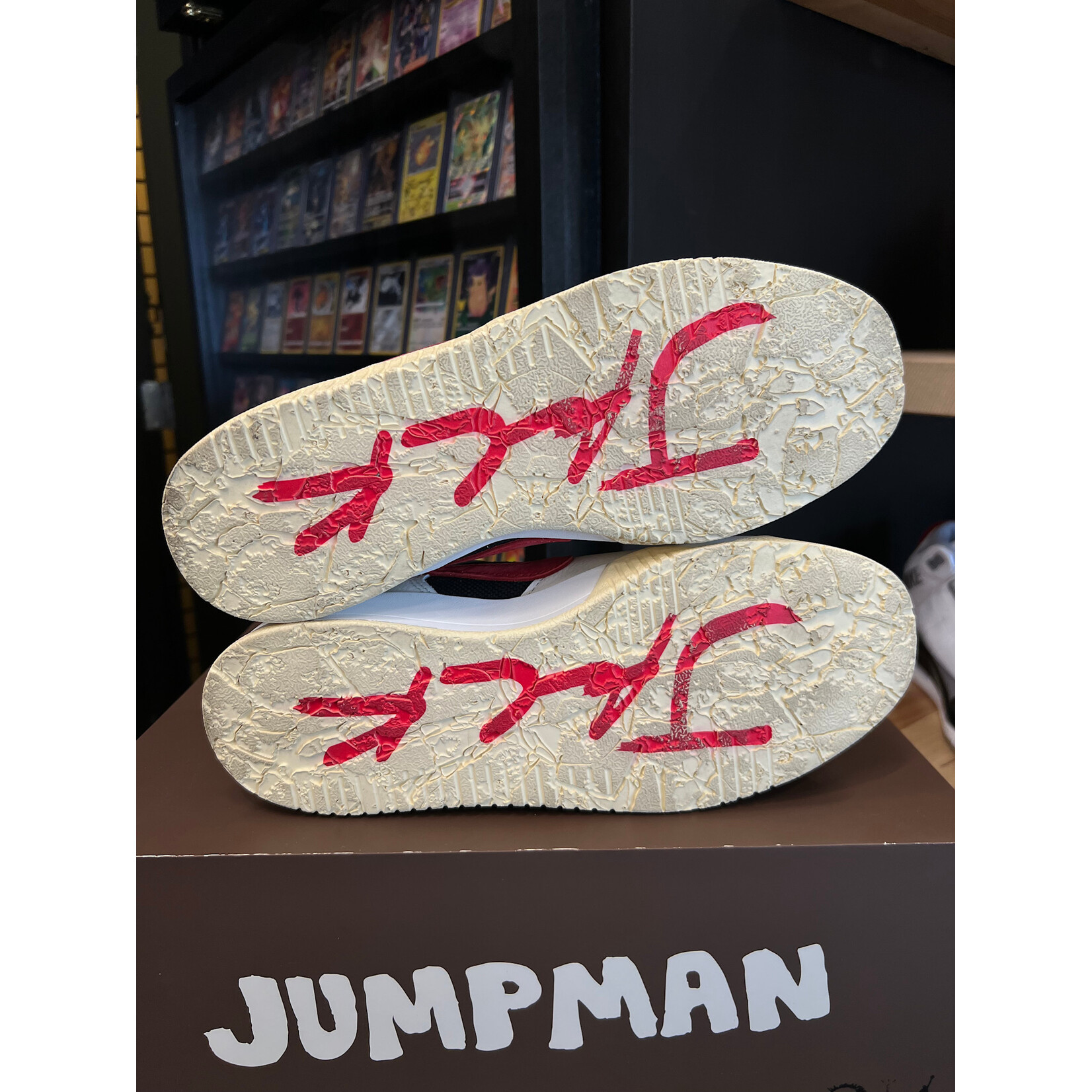 Jordan Jordan Jumpman Jack TR Travis Scott University Red  Size 9, PREOWNED