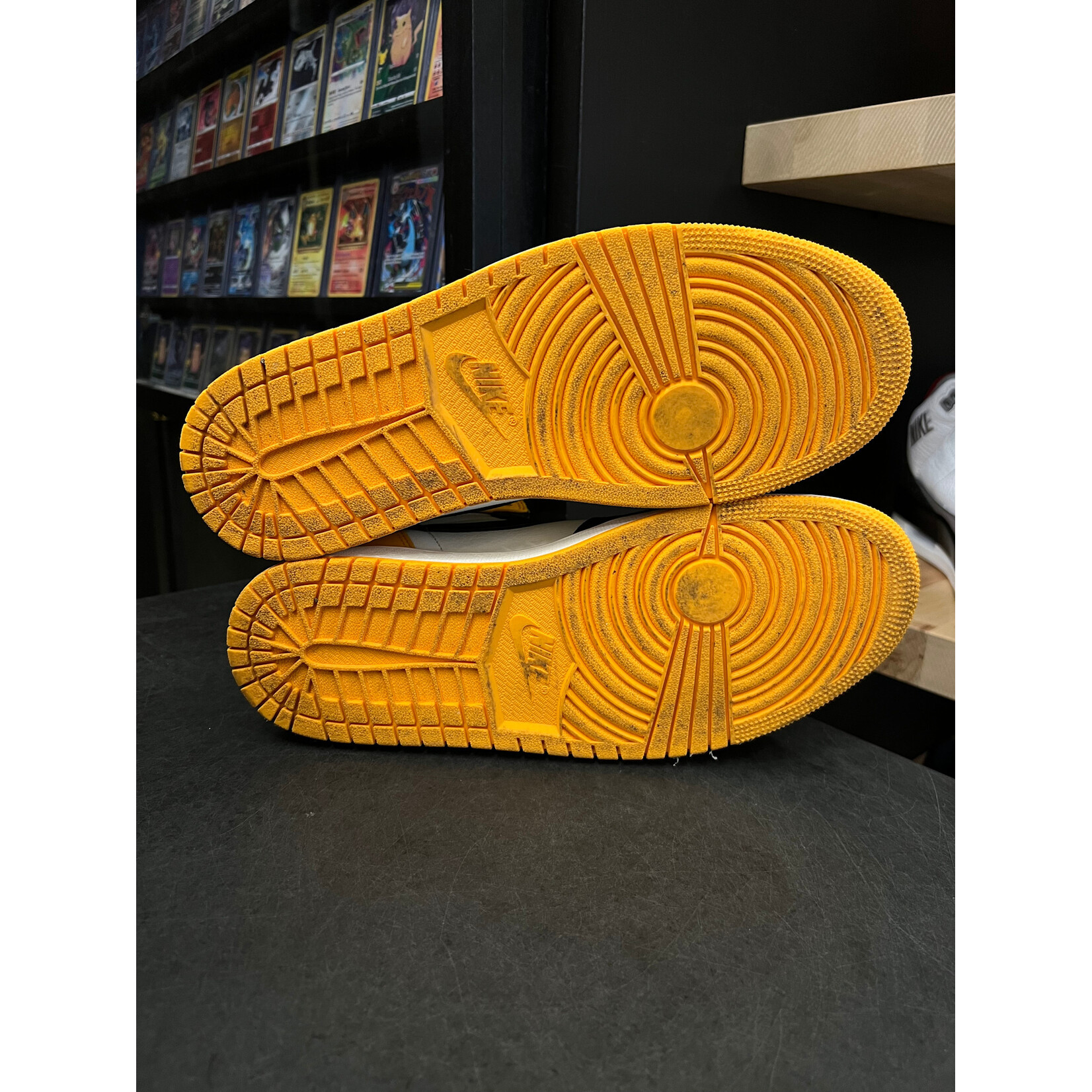 Jordan Jordan 1 Retro High OG Shattered Backboard (2025) Size 9.5, PREOWNED