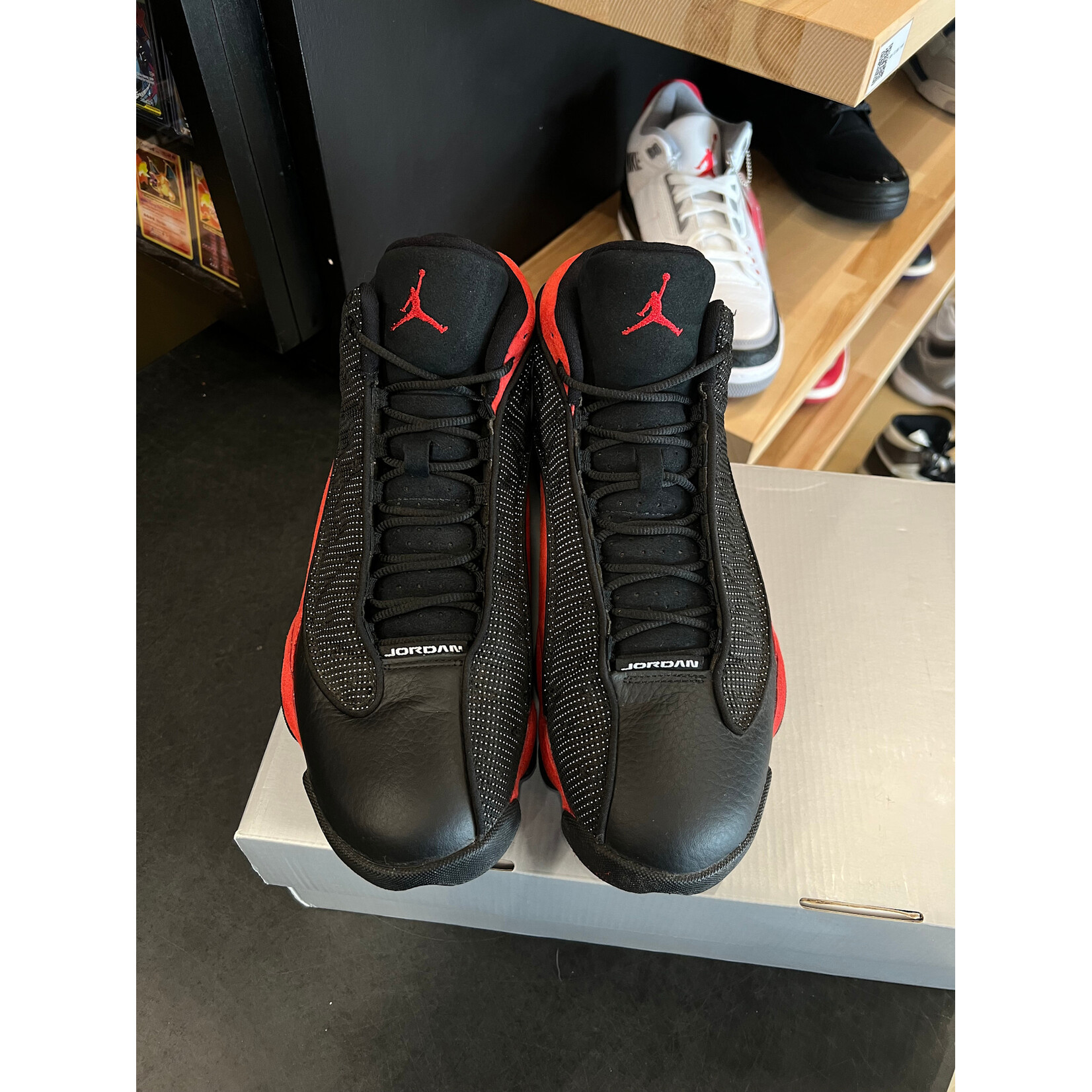 Jordan Jordan 13 Retro Bred (2017) Size 11, PREOWNED