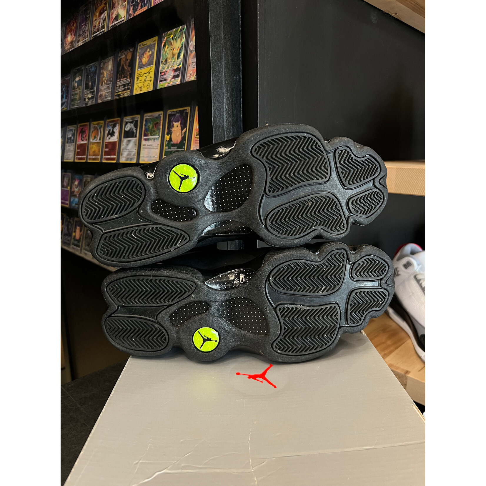 Jordan Jordan 13 Retro Black Cat Size 11, PREOWNED