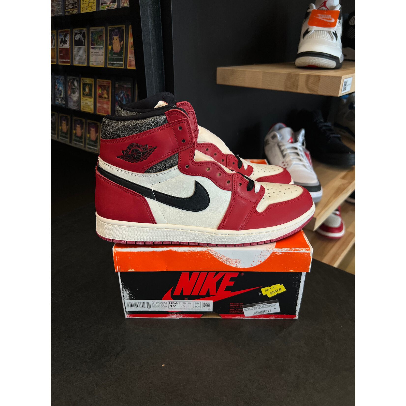 Jordan Jordan 1 Retro High OG Chicago Lost and Found Size 12, PREOWNED TRIED ON MINOR HEEL DRAG