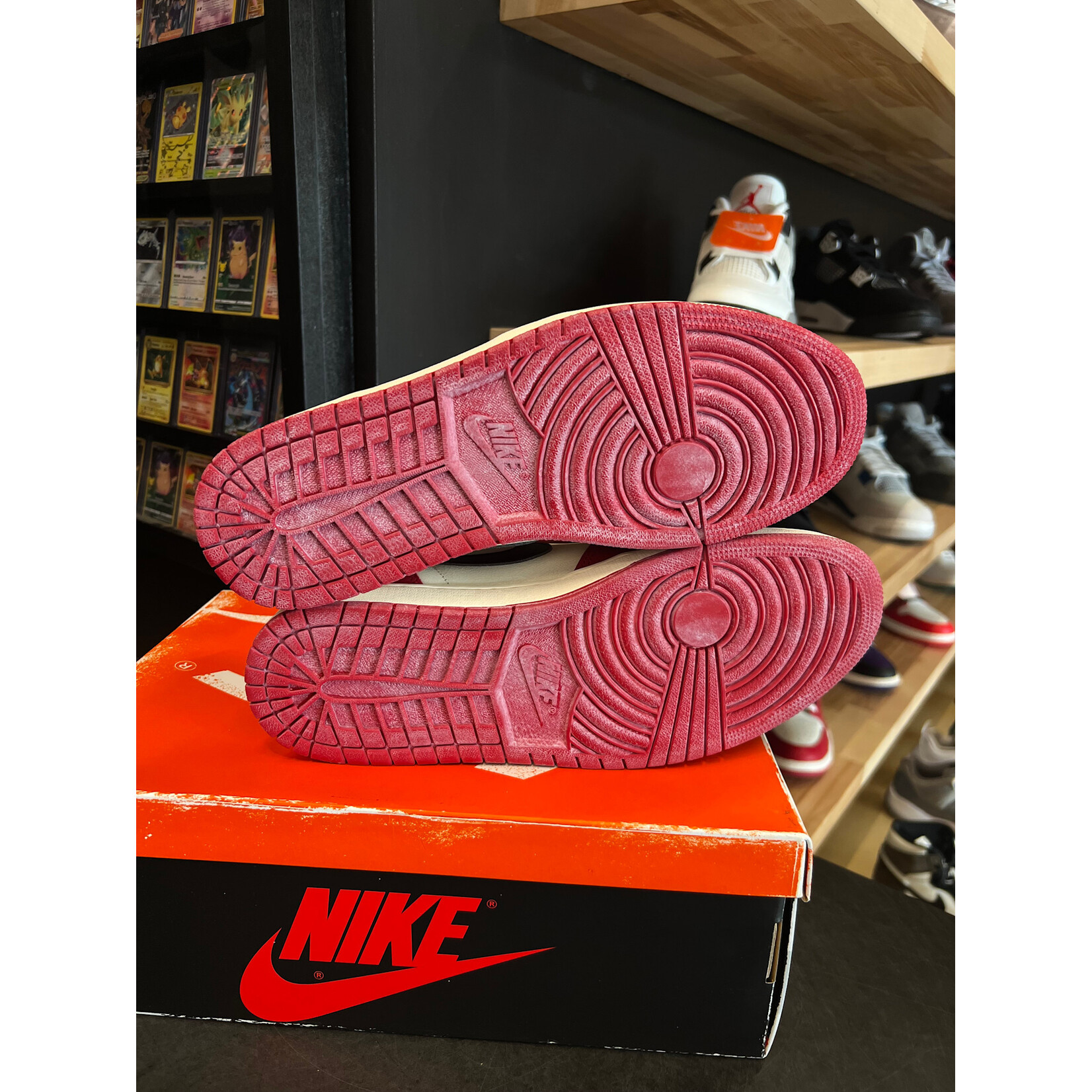 Jordan Jordan 1 Retro High OG Chicago Lost and Found Size 12, PREOWNED TRIED ON MINOR HEEL DRAG