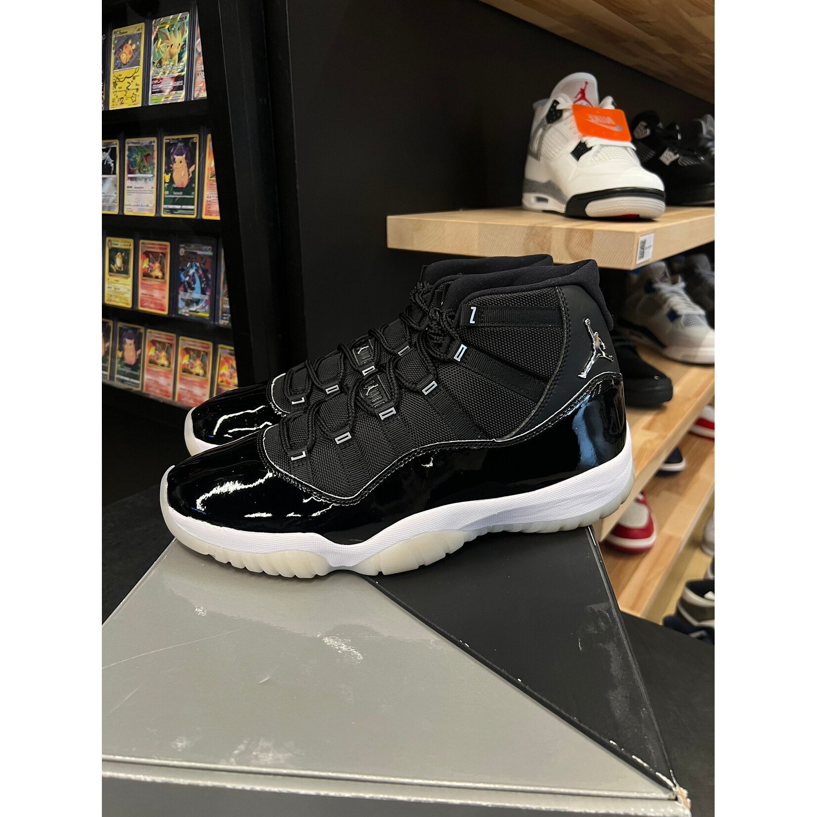 Jordan Jordan 11 Retro Jubilee 25th Anniversary Size 12, PREOWNED