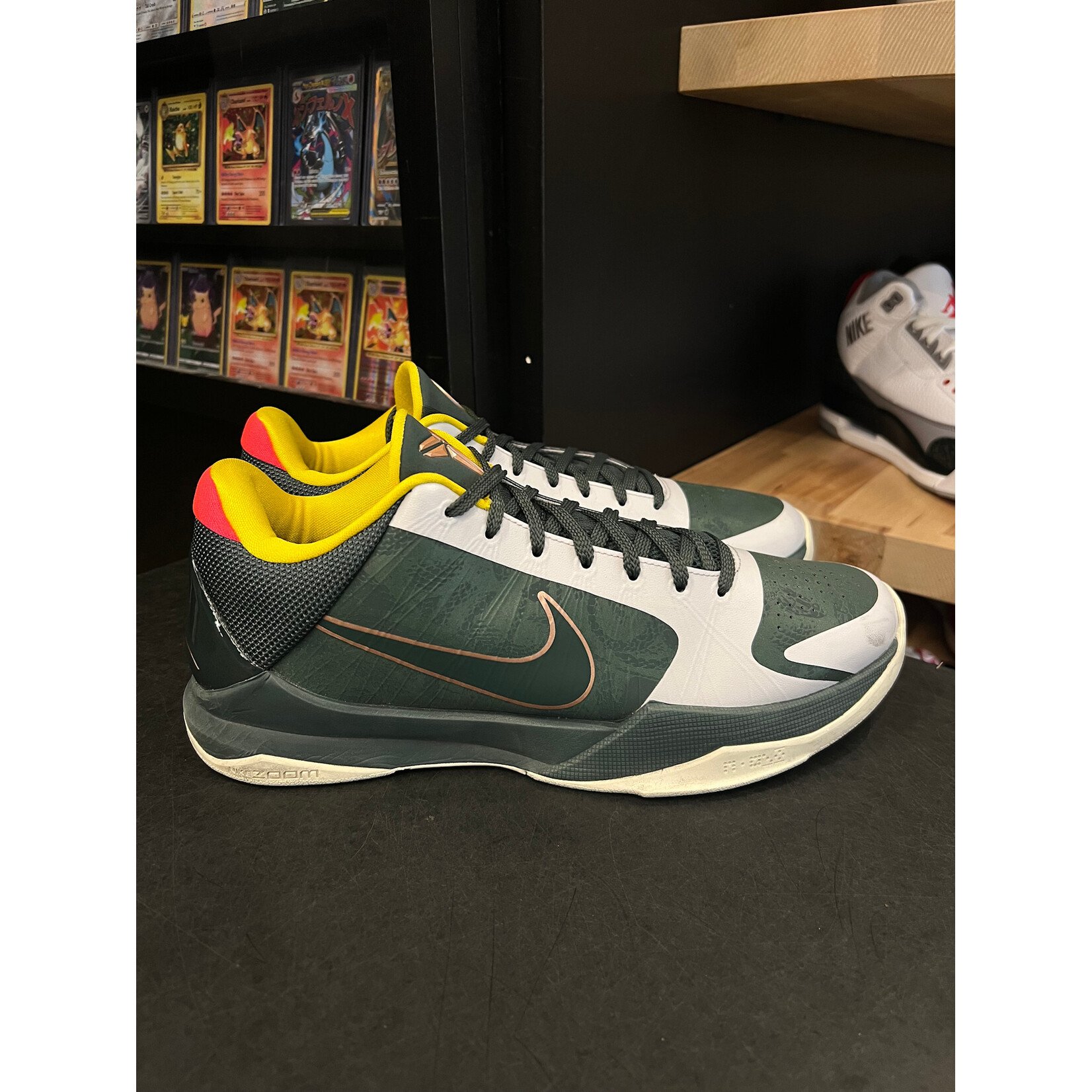 Nike Nike Kobe 5 Protro EYBL Girls (2020) Size 10.5, PREOWNED