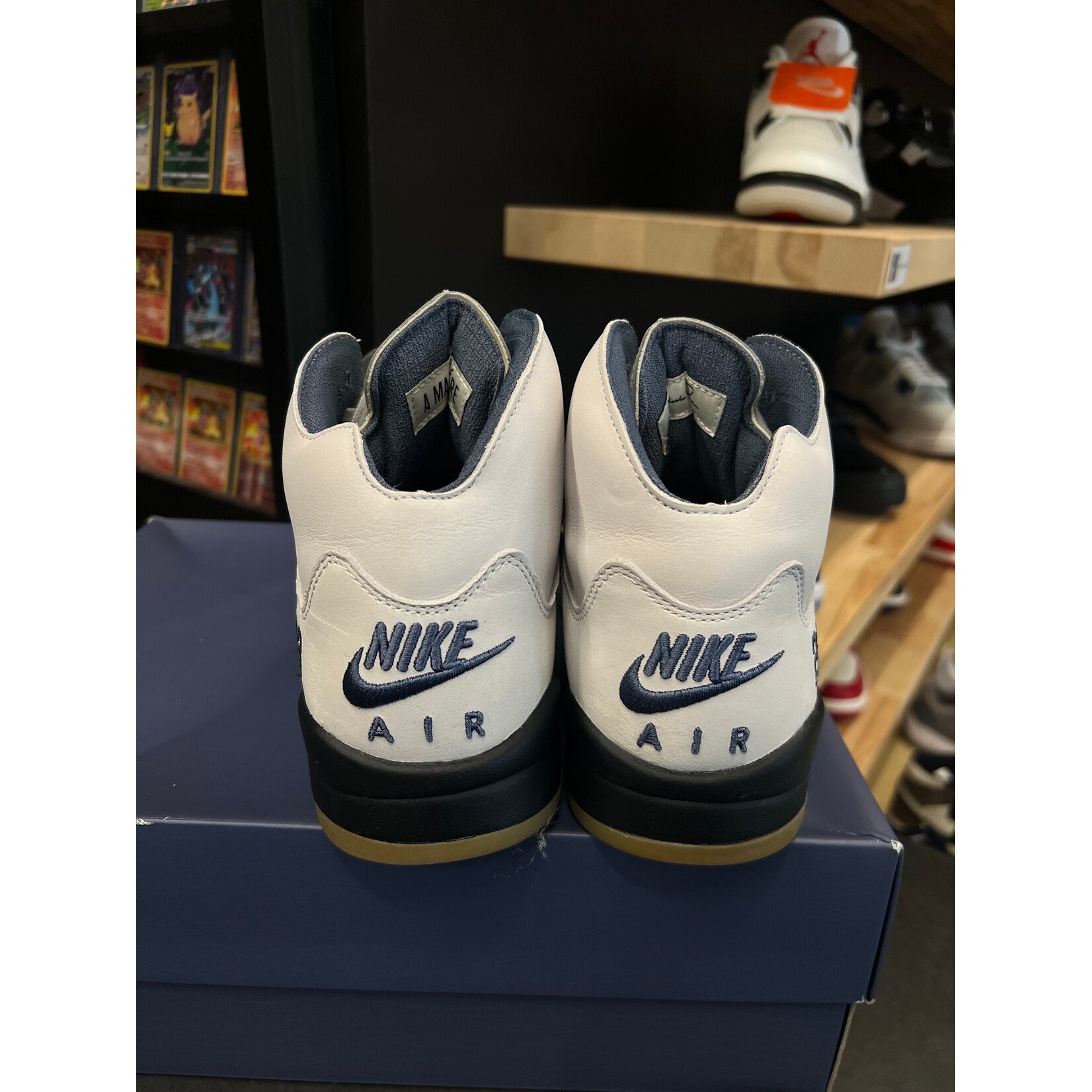 Jordan Jordan 5 Retro A Ma Maniére Dawn (Women's) Size 10.5W, PREOWNED