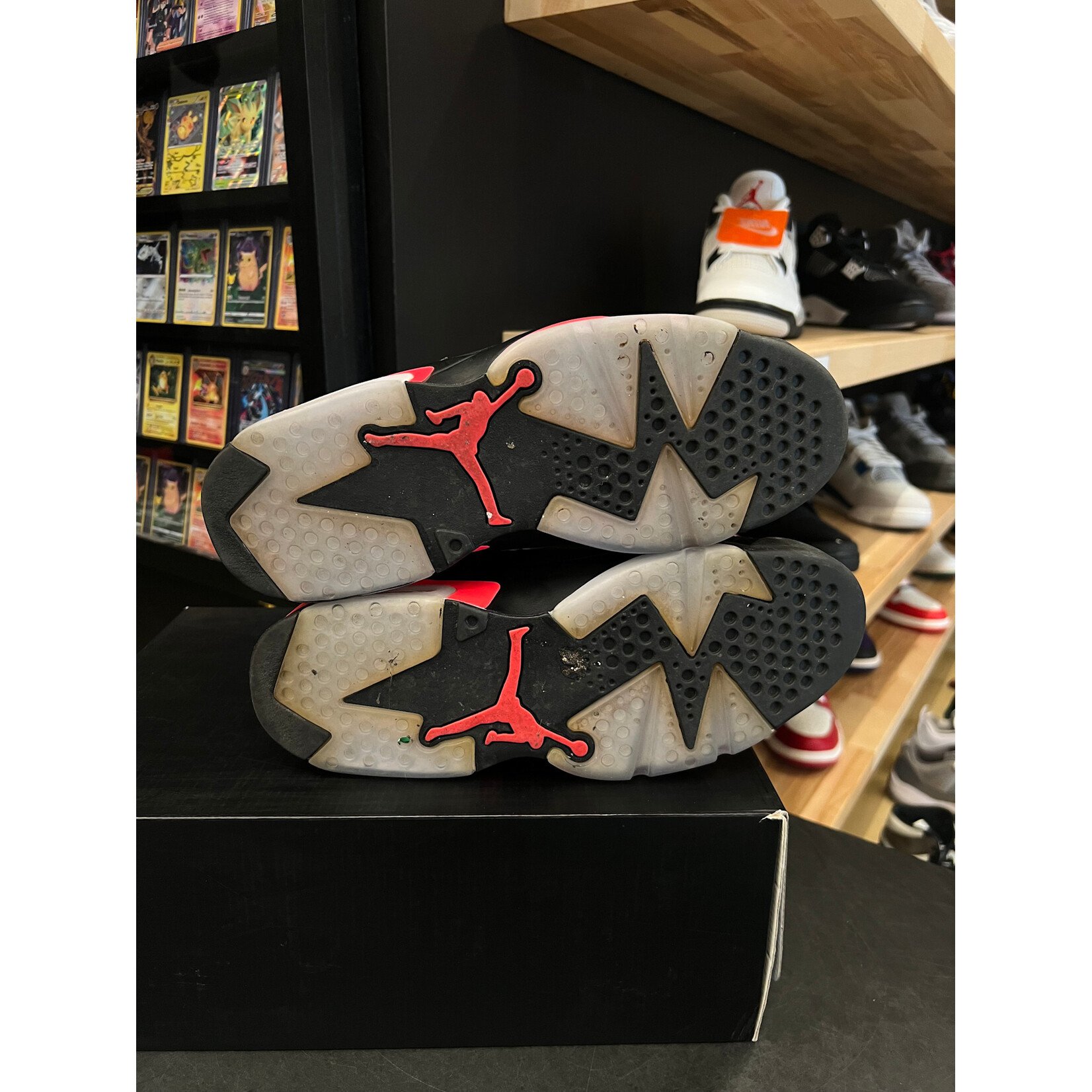 Jordan Jordan 6 Retro Infrared Black (2014) Size 9, PREOWNED