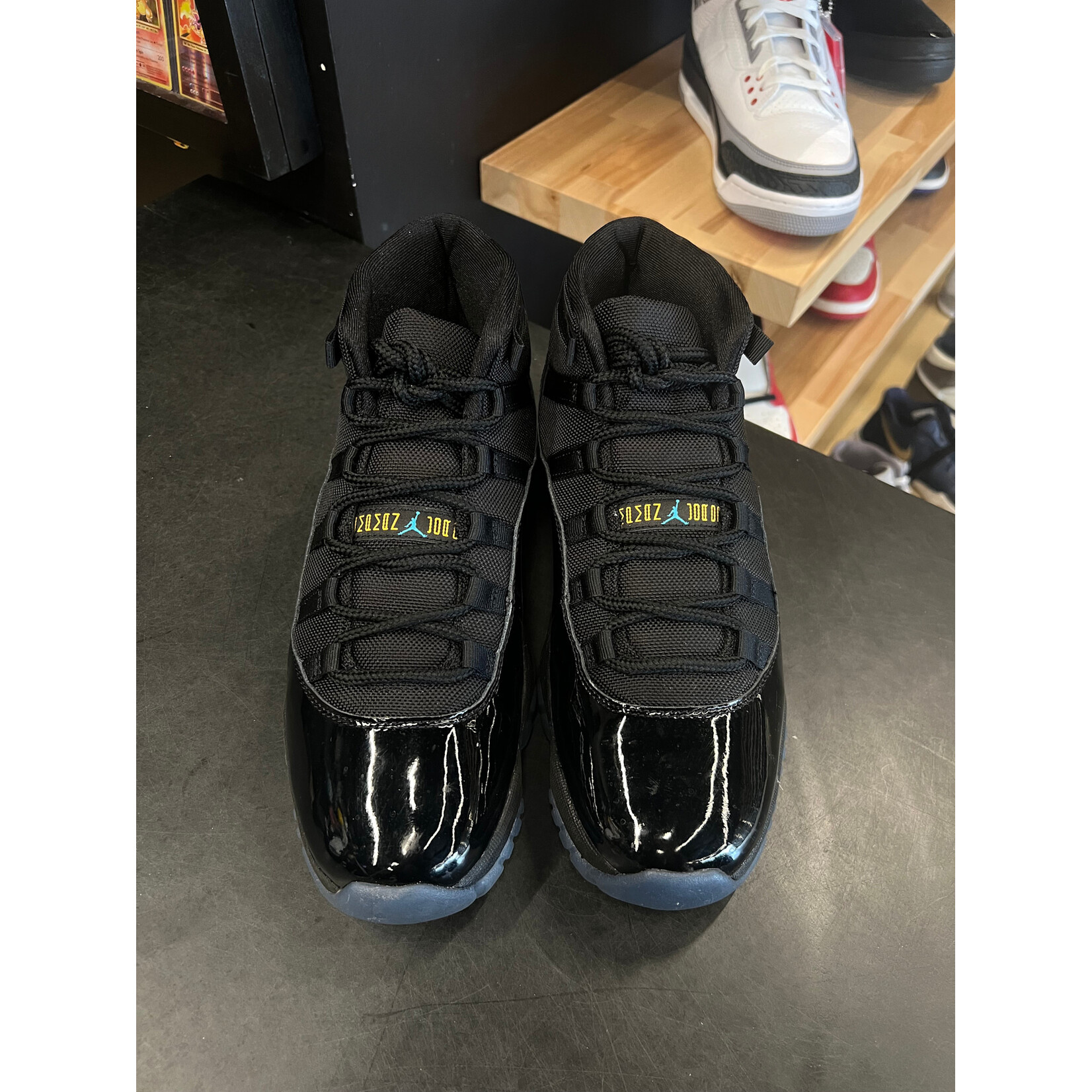 Jordan Jordan 11 Retro Gamma Blue (2025) Size 10, PREOWNED