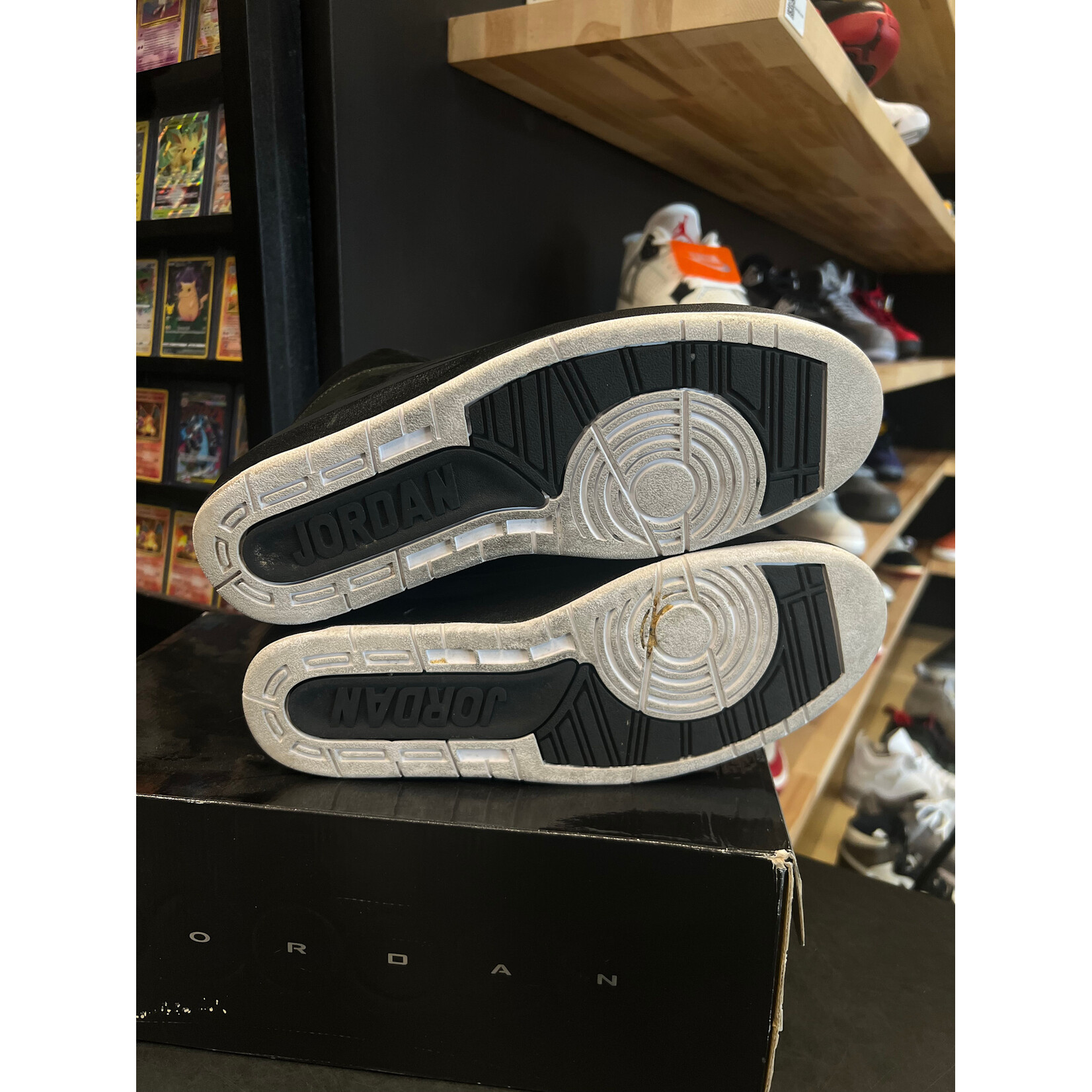 Jordan Jordan 2 Retro QF Black White Size 11.5, PREOWNED