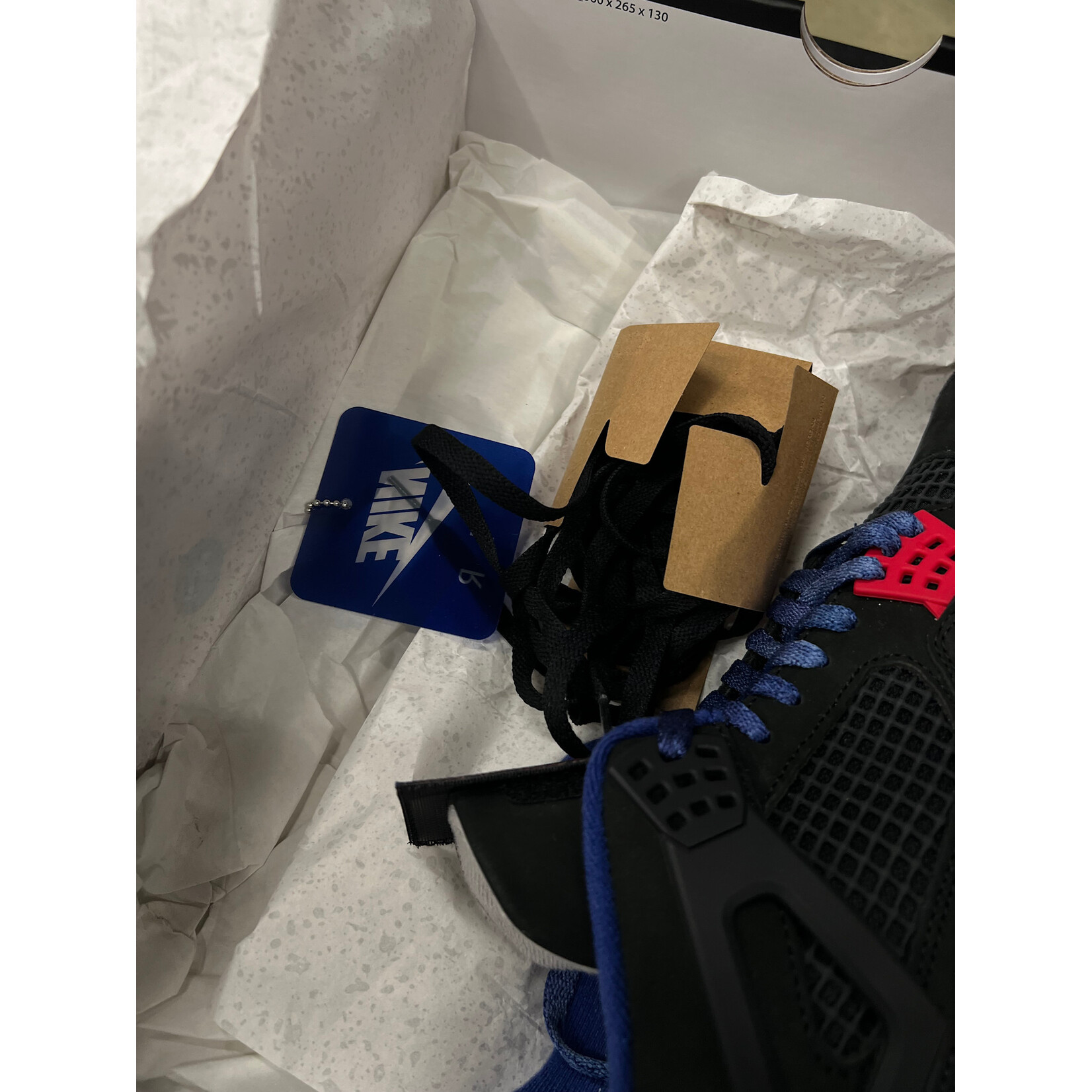 Jordan Jordan 4 Retro Rare Air (White Lettering) Size 13, PREOWNED