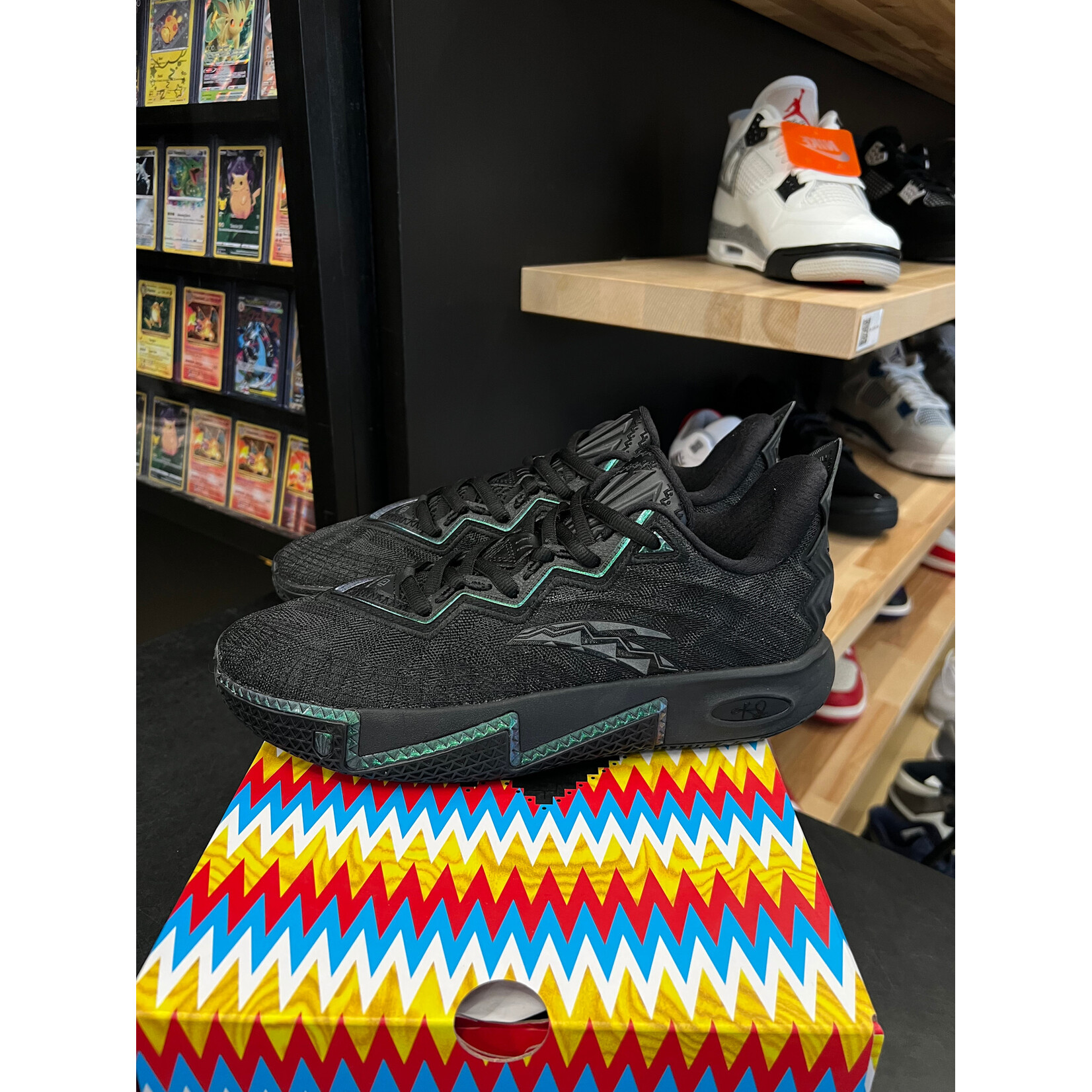 Anta Anta Kai 2 Triple Black Size 9.5, PREOWNED