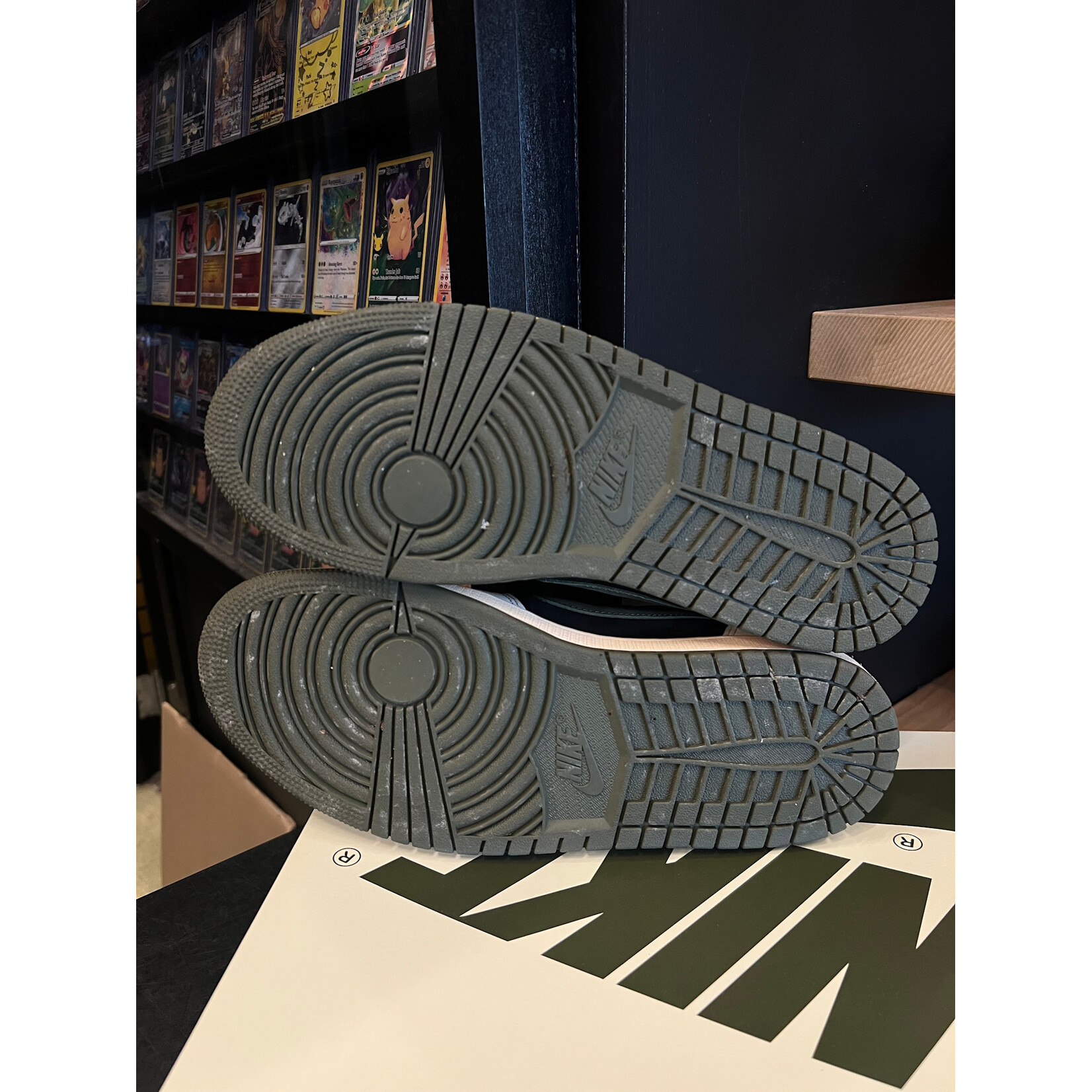 Jordan Jordan 1 Retro Low OG SP Travis Scott Olive (Women's) Size 10W, PREOWNED