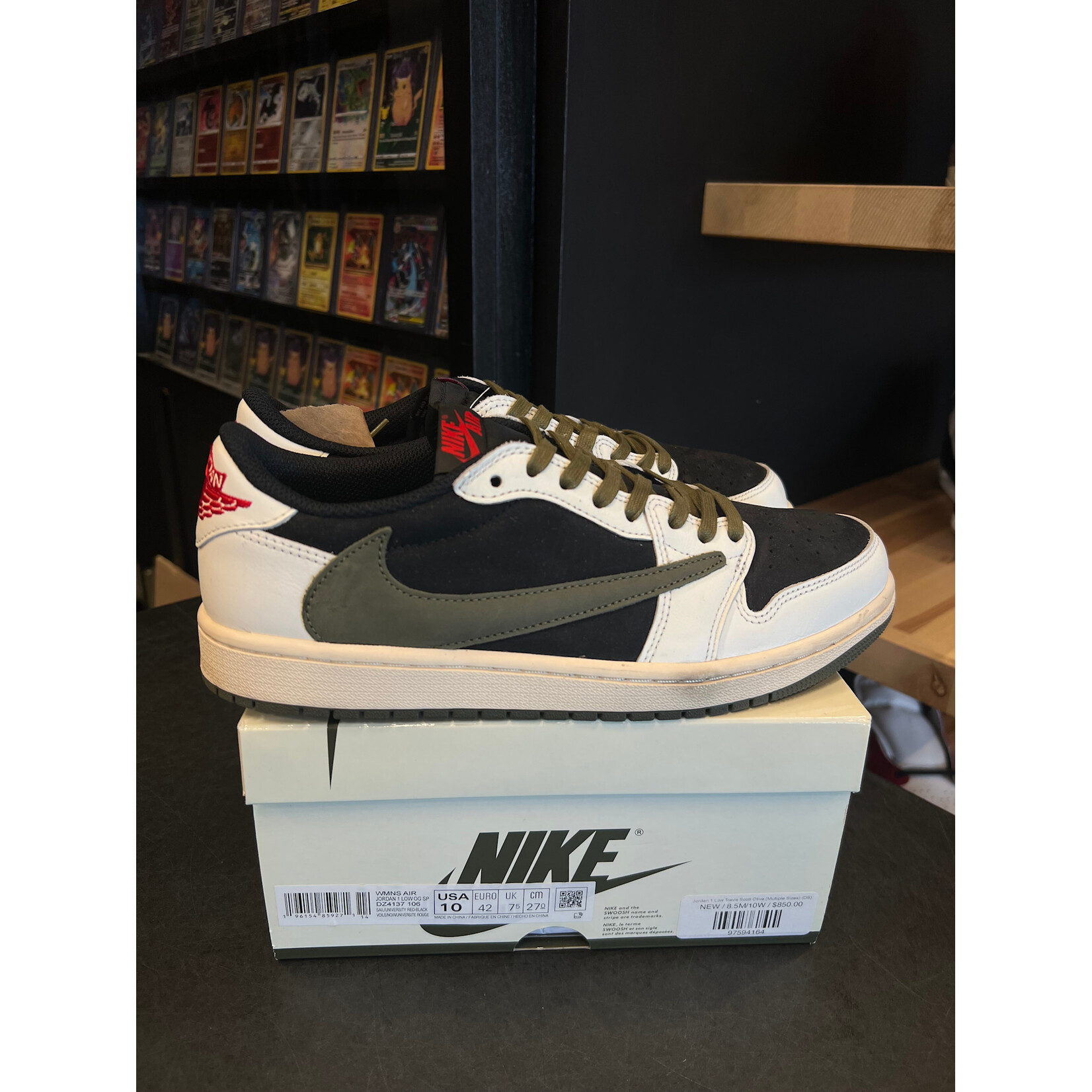 Jordan Jordan 1 Retro Low OG SP Travis Scott Olive (Women's) Size 10W, PREOWNED