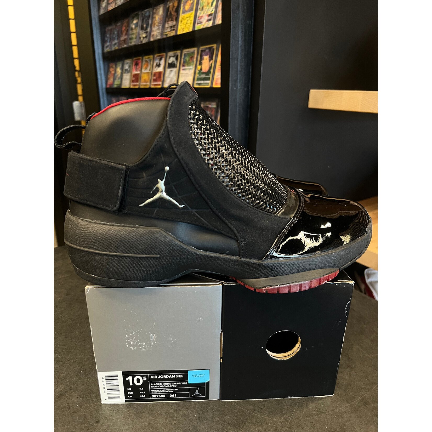 Jordan Jordan 19 OG Bred (2004) Size 10.5, DS BRAND NEW