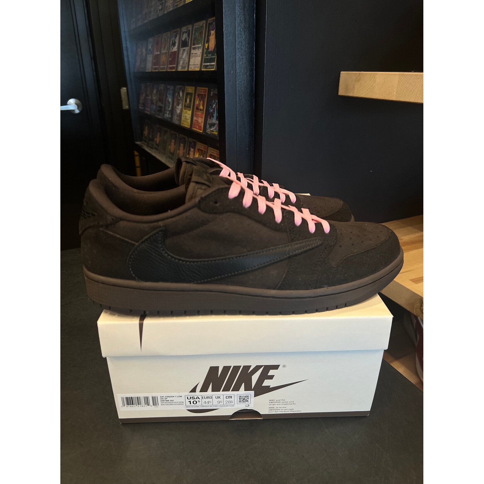 Jordan Jordan 1 Retro Low OG SP Travis Scott Velvet Brown Size 10, PREOWNED VNDS