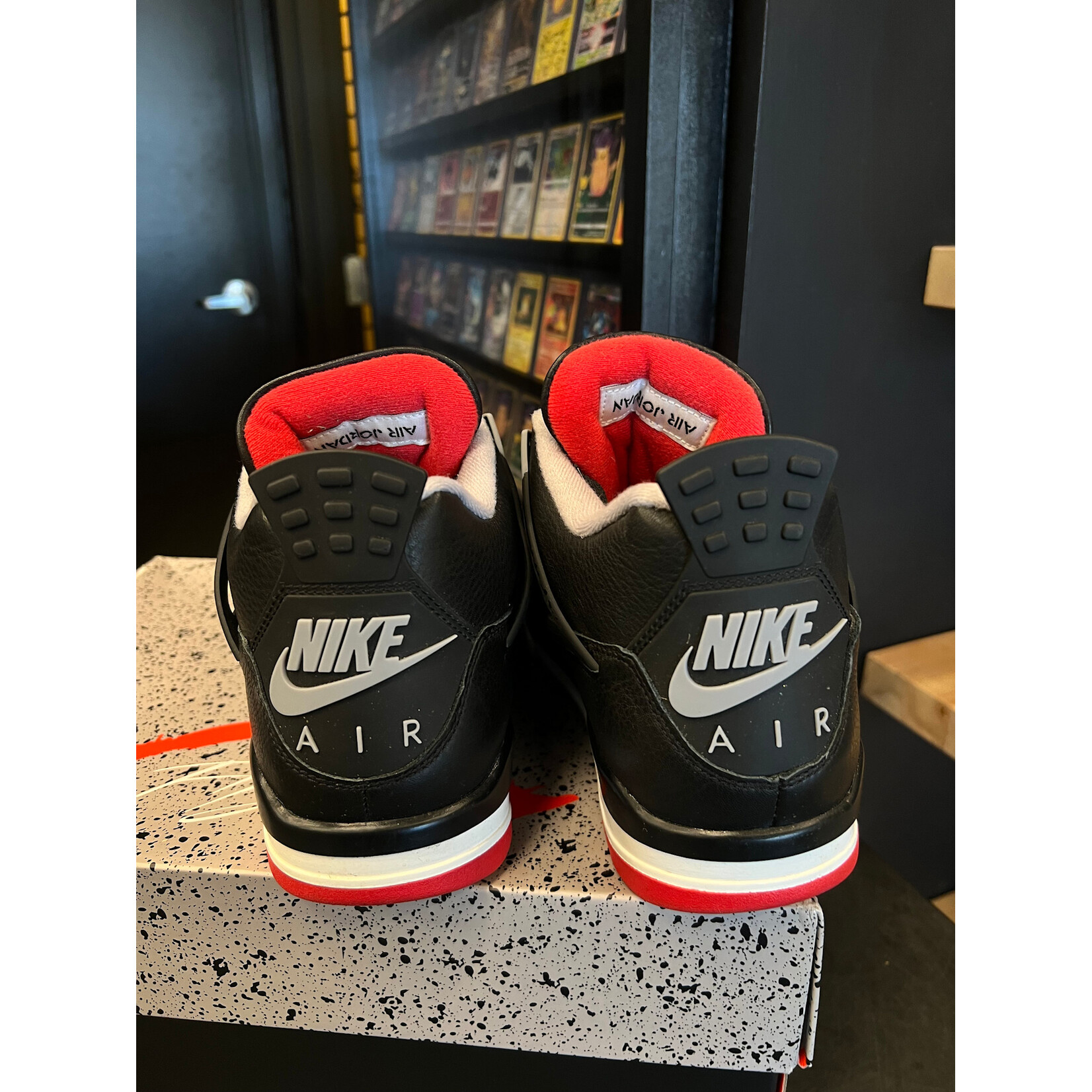 Jordan Jordan 4 Retro Bred Reimagined Size 10, PREOWNED