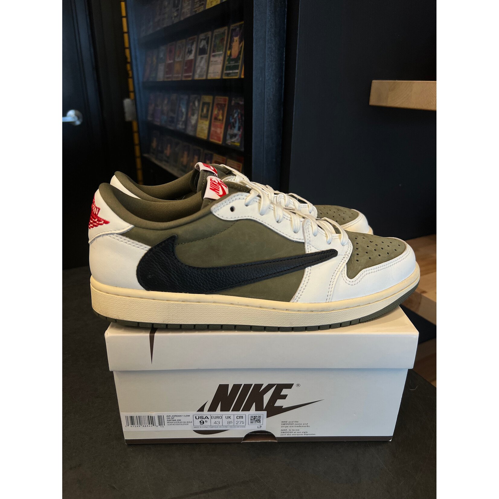 Jordan Jordan 1 Retro Low OG SP Travis Scott Medium Olive Size 9.5, PREOWNED