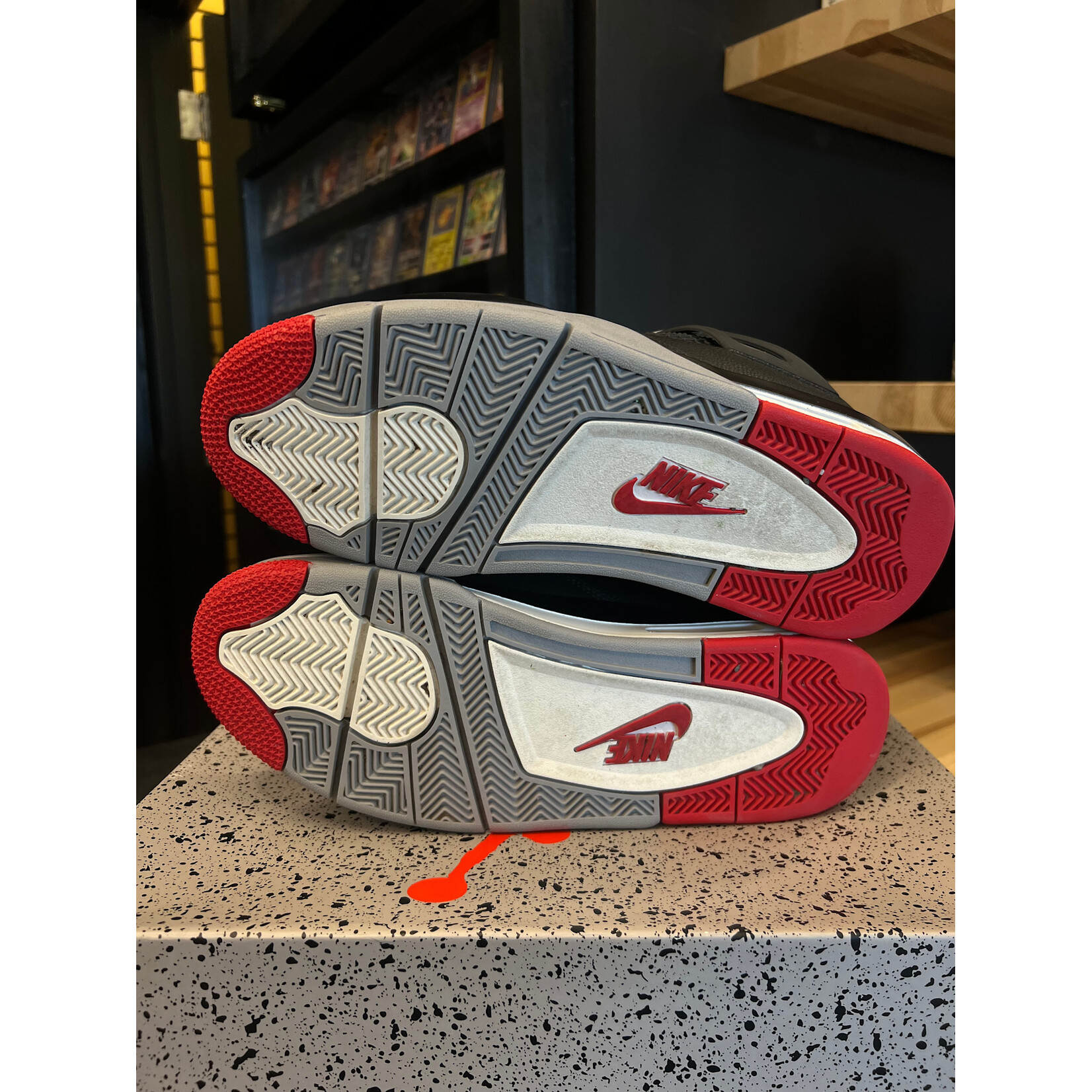 Jordan Jordan 4 Retro Bred Reimagined Size 10, PREOWNED