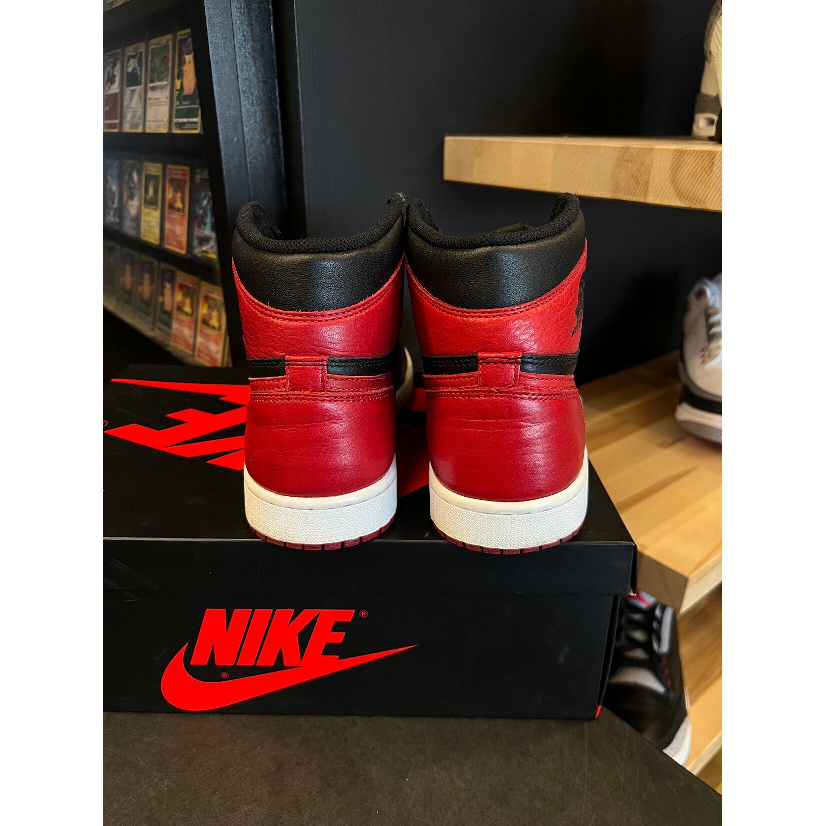 Jordan Jordan 1 Retro High Bred Banned (2016) Size 10, PREOWNED