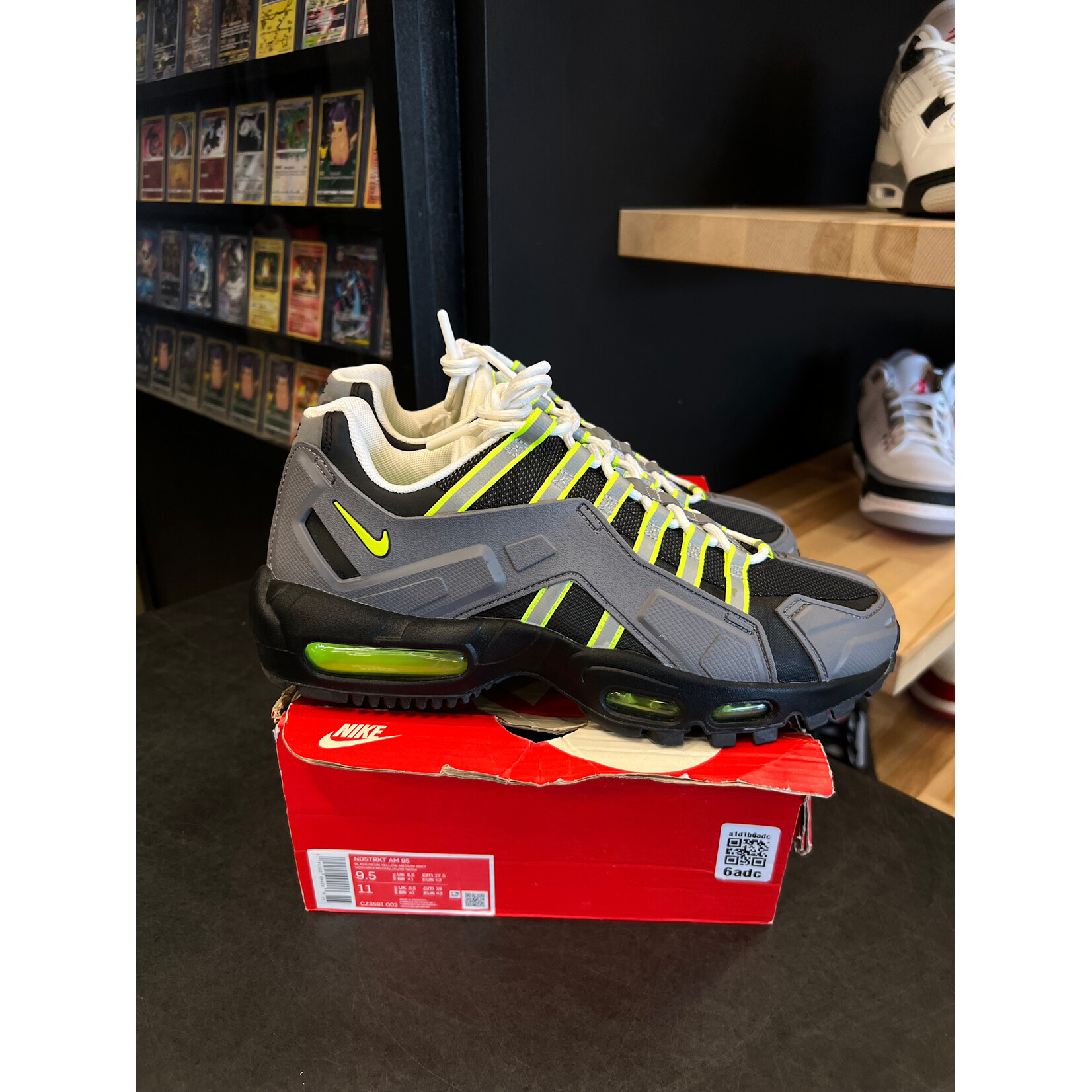 Nike Nike NDSTRKT Air Max 95 Neon Size 9.5, PREOWNED