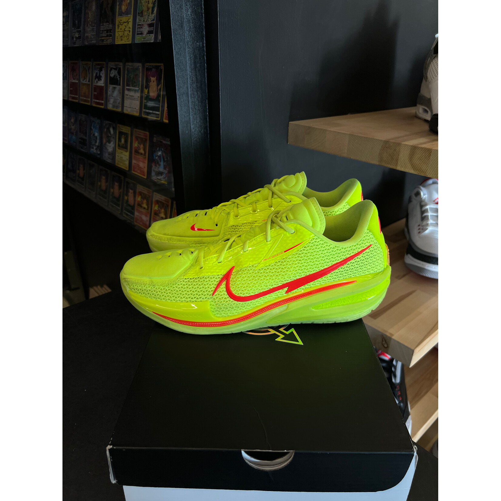 Nike Nike Air Zoom GT Cut EYBL Volt Size 13, PREOWNED