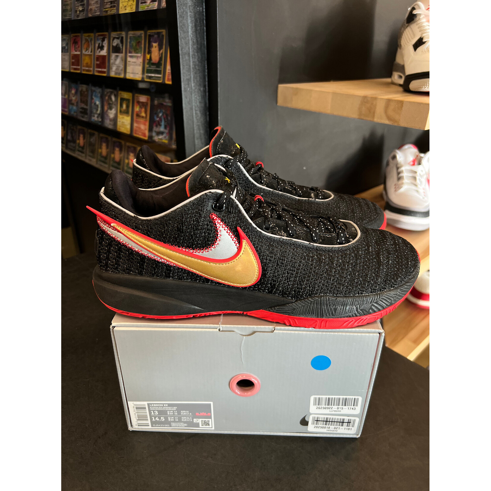 Nike Nike LeBron 20 Miami Heat Size 13, PREOWNED