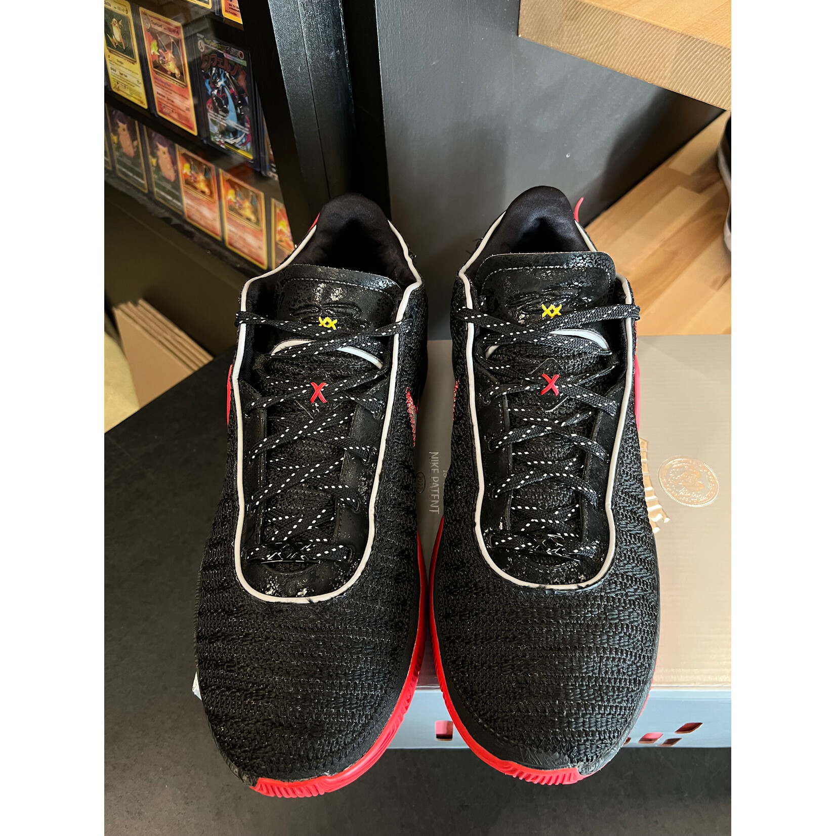 Nike Nike LeBron 20 Miami Heat Size 13, PREOWNED