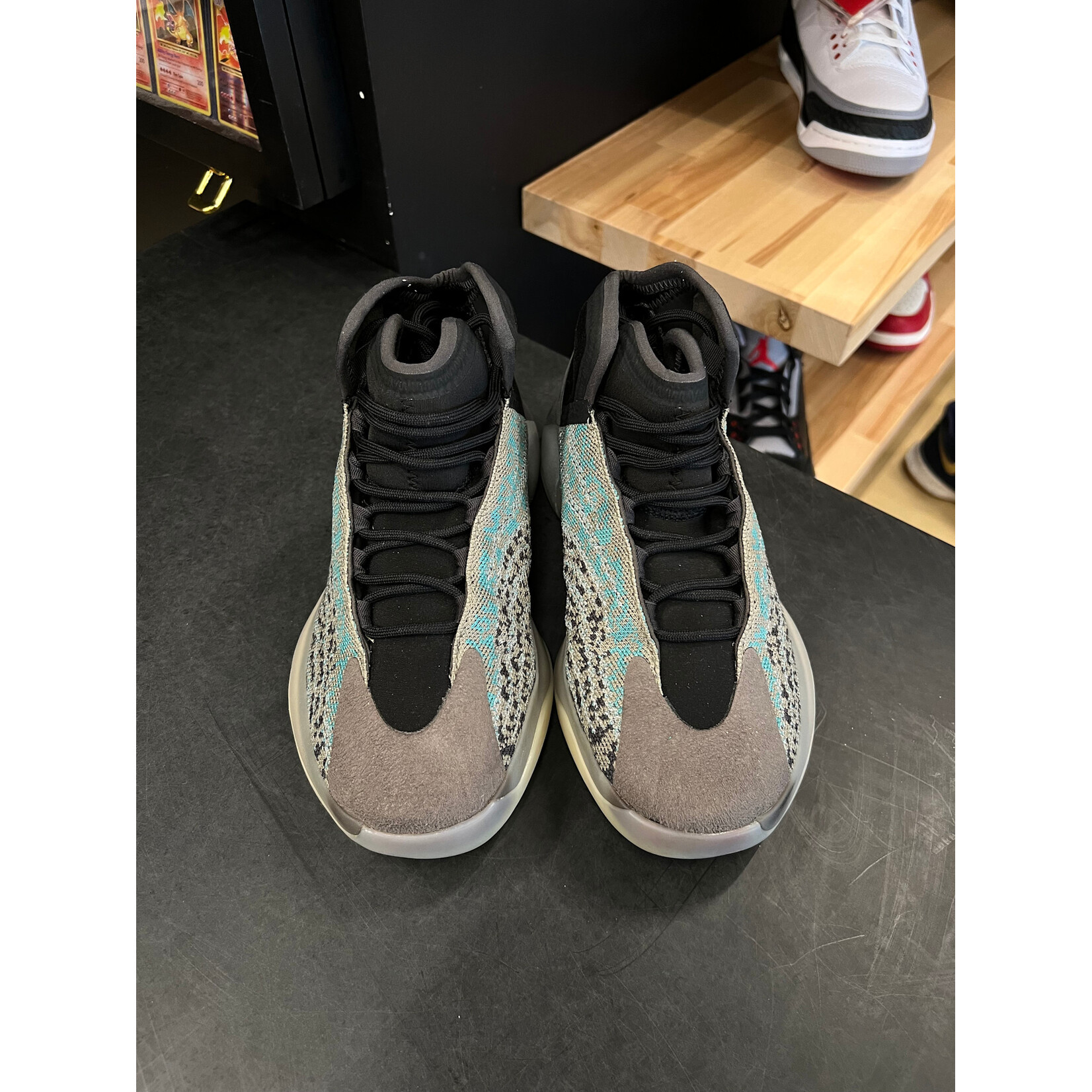 Adidas adidas Yeezy QNTM Teal Blue Size 7.5, PREOWNED