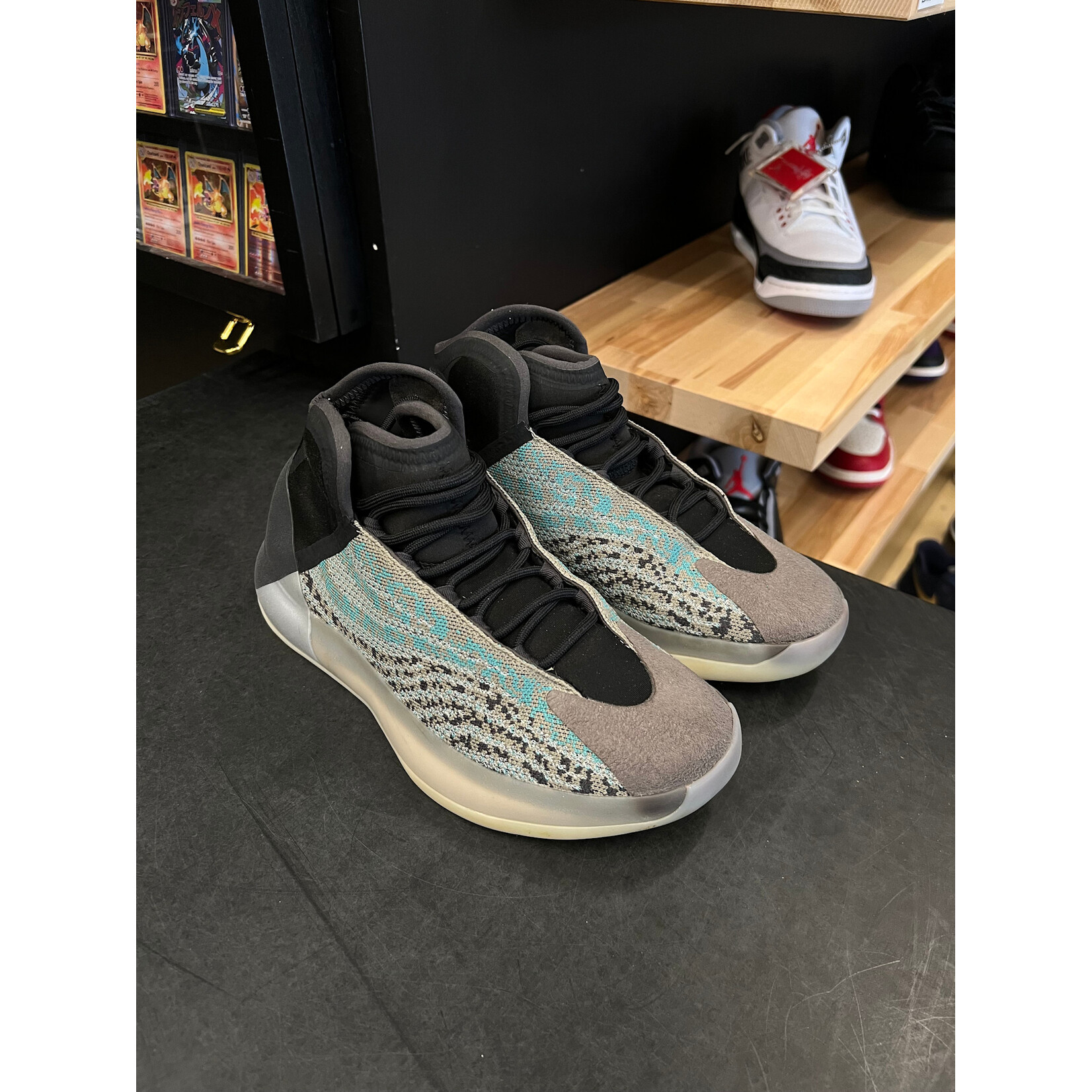 Adidas adidas Yeezy QNTM Teal Blue Size 7.5, PREOWNED