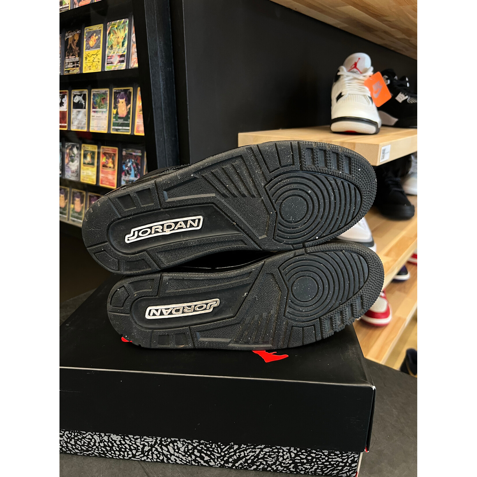 Jordan Jordan 3 Retro Black Cat (2025) Size 10, PREOWNED