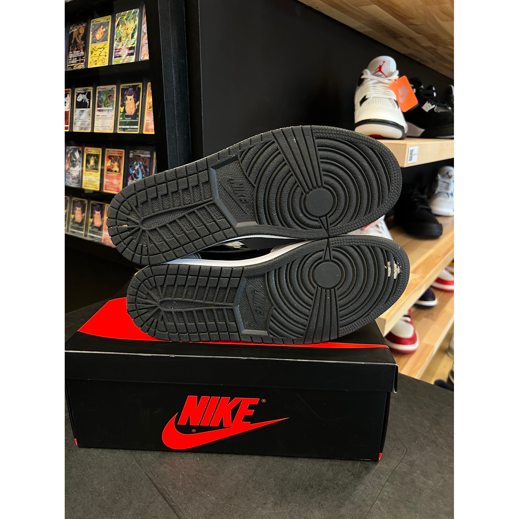 Jordan Jordan 1 Retro High Shadow 2.0 Size 9.5, PREOWNED