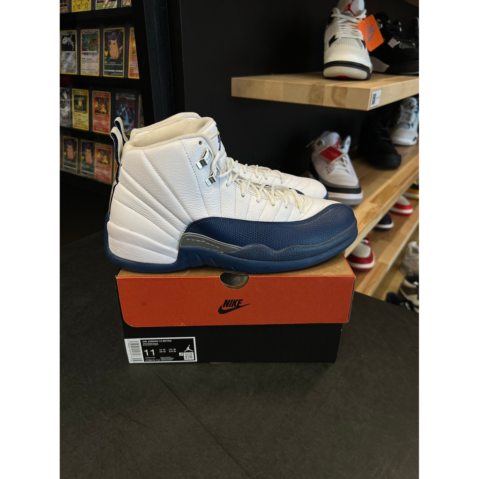 Jordan Jordan 12 Retro French Blue (2025) Size 11, PREOWNED