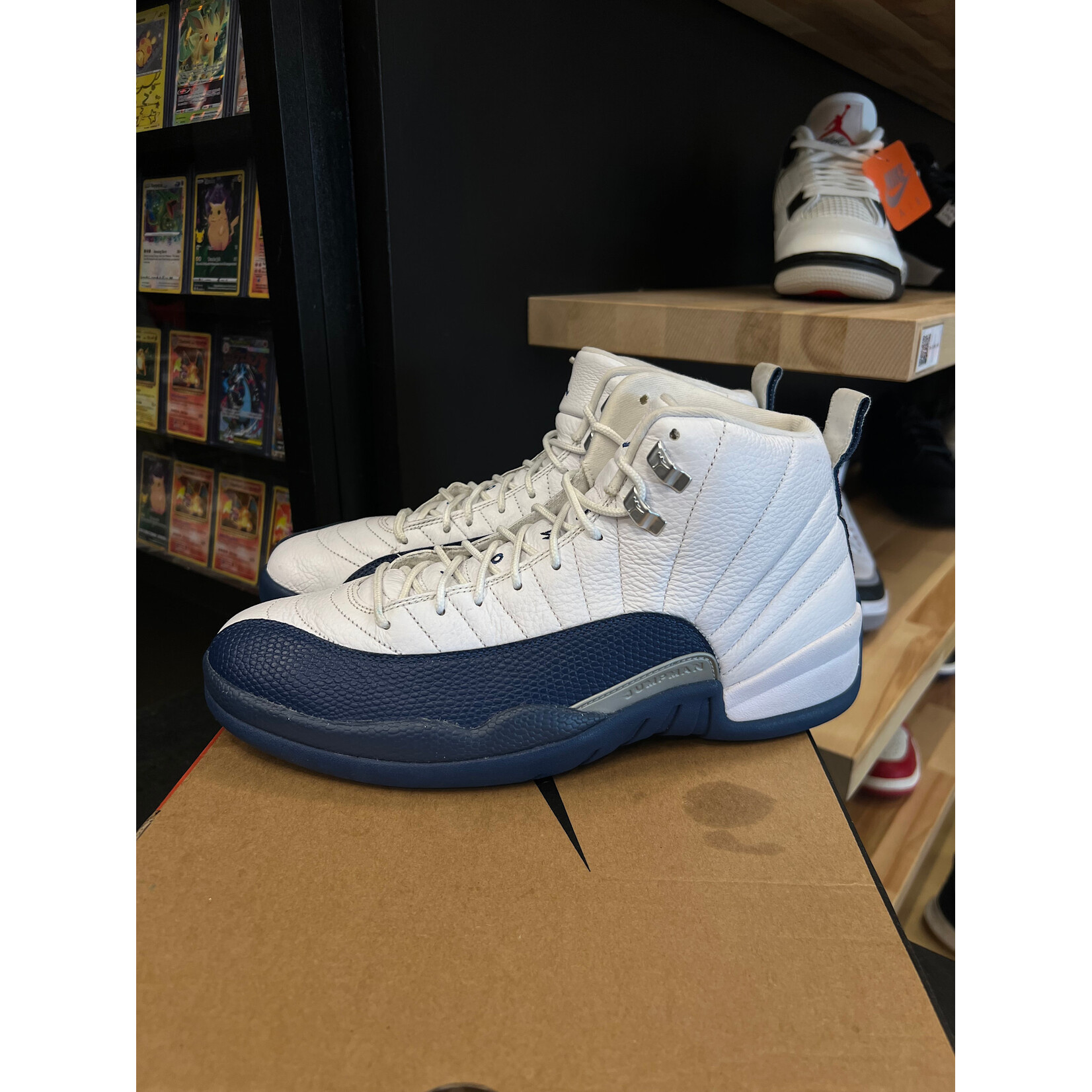 Jordan Jordan 12 Retro French Blue (2025) Size 11, PREOWNED