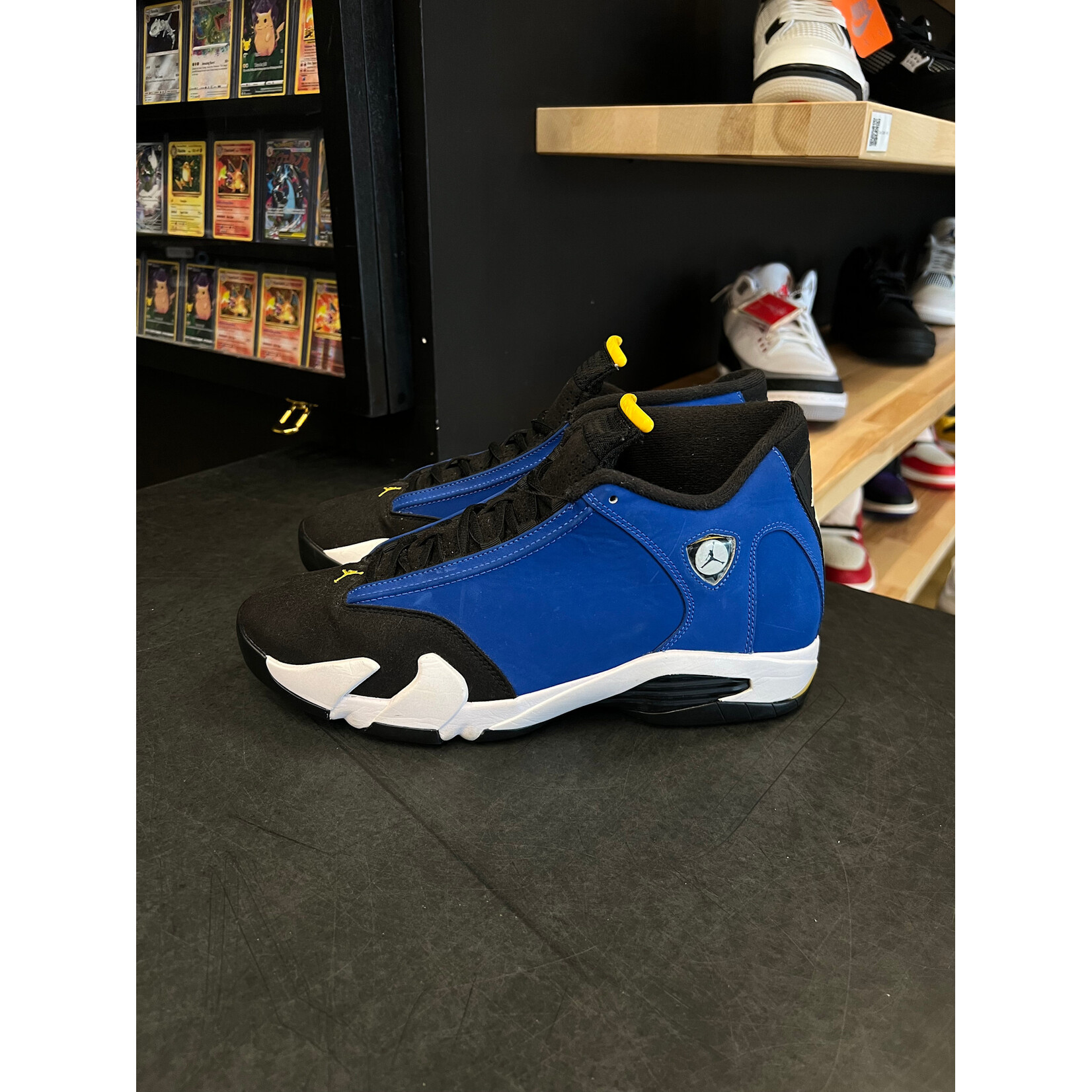 Jordan Jordan 14 Retro Laney (2023) Size 11, PREOWNED