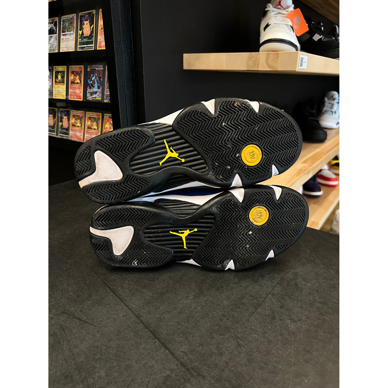 Jordan Jordan 14 Retro Laney (2023) Size 11, PREOWNED