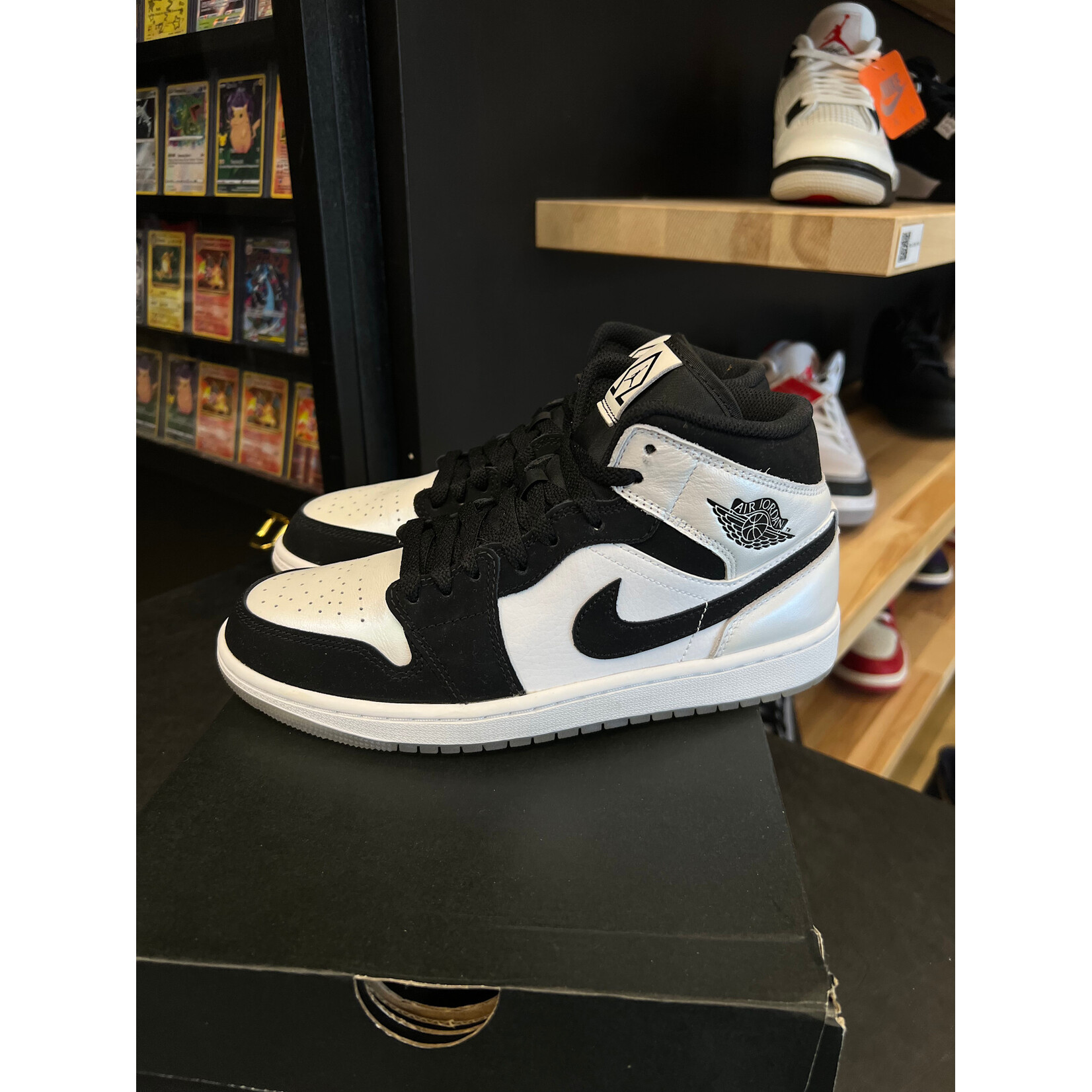 Jordan Jordan 1 Mid Diamond Shorts Size 7.5, PREOWNED