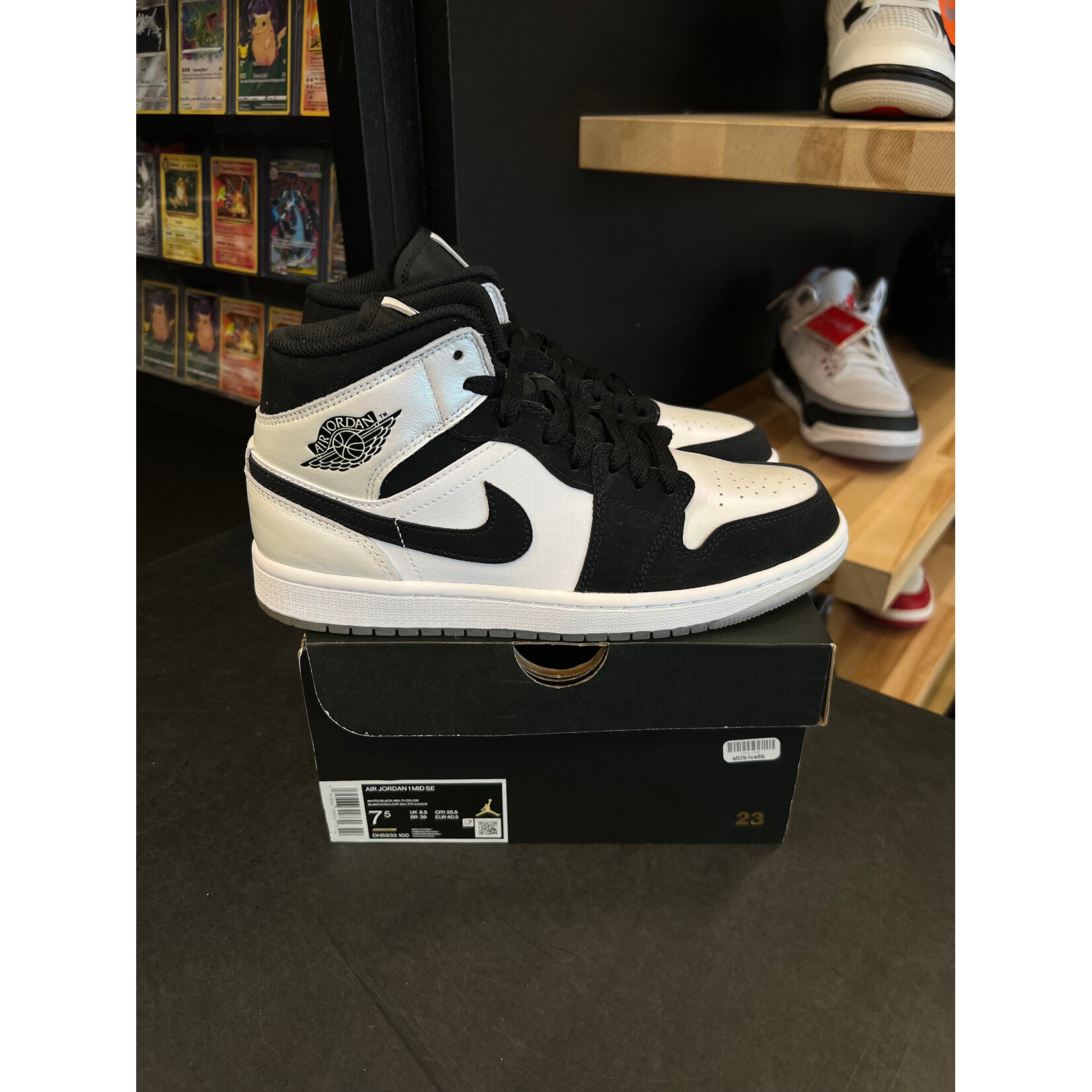 Jordan Jordan 1 Mid Diamond Shorts Size 7.5, PREOWNED