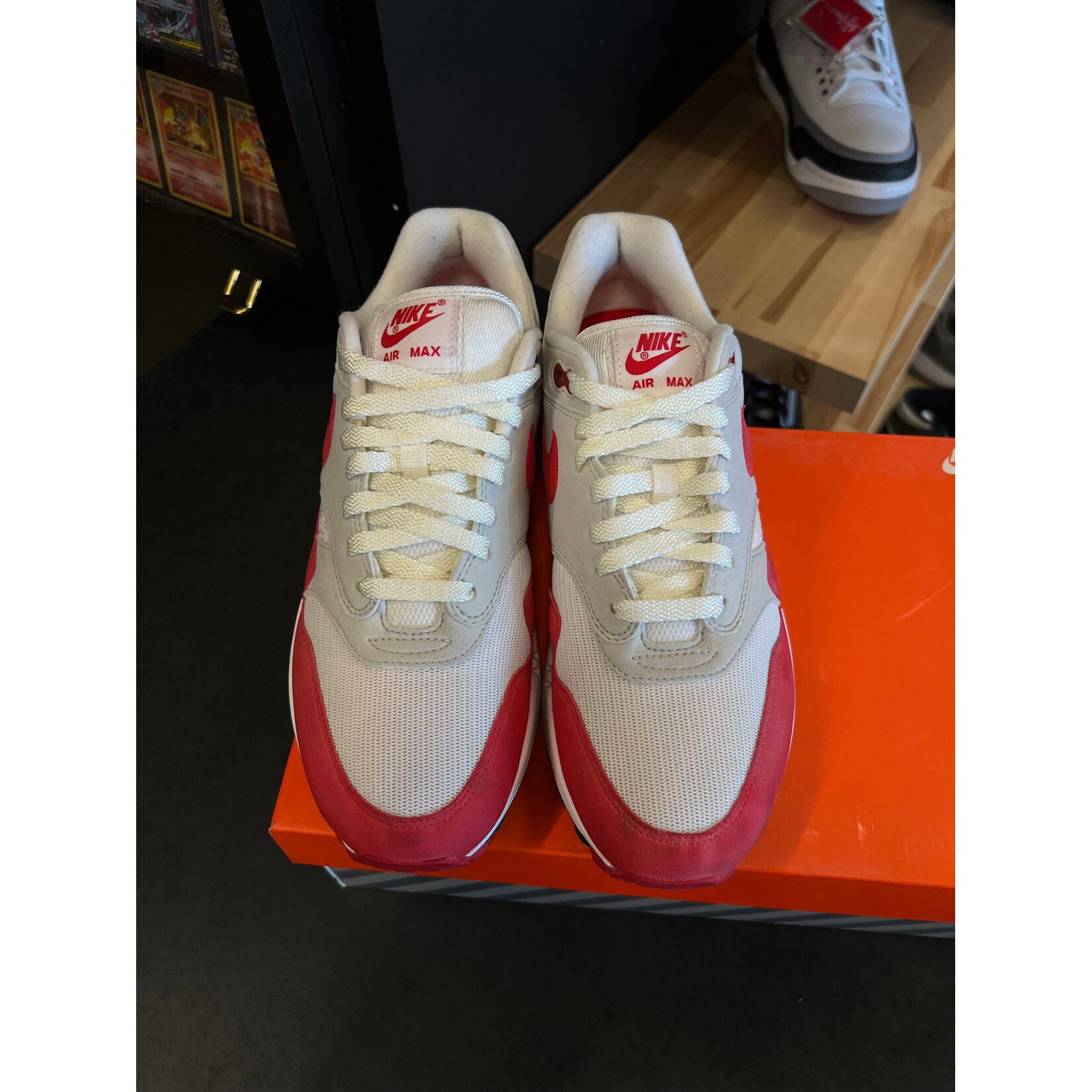Nike Nike Air Max 1 Anniversary Red (2017/2018 Restock Pair) Size 9, PREOWNED