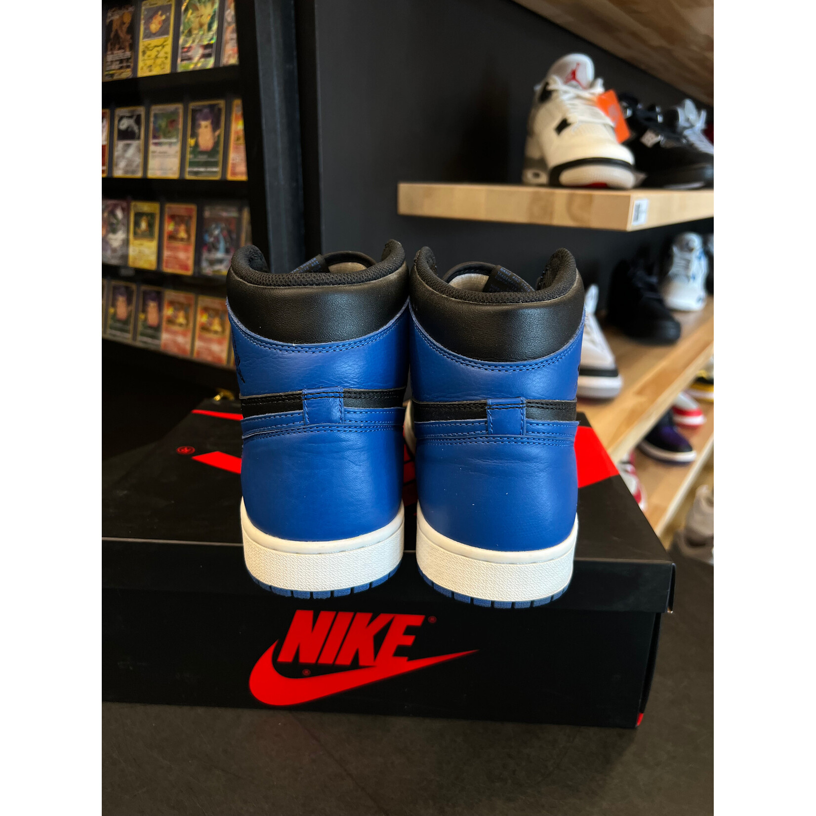 Jordan Jordan 1 Retro Royal (2017) Size 10.5, PREOWNED