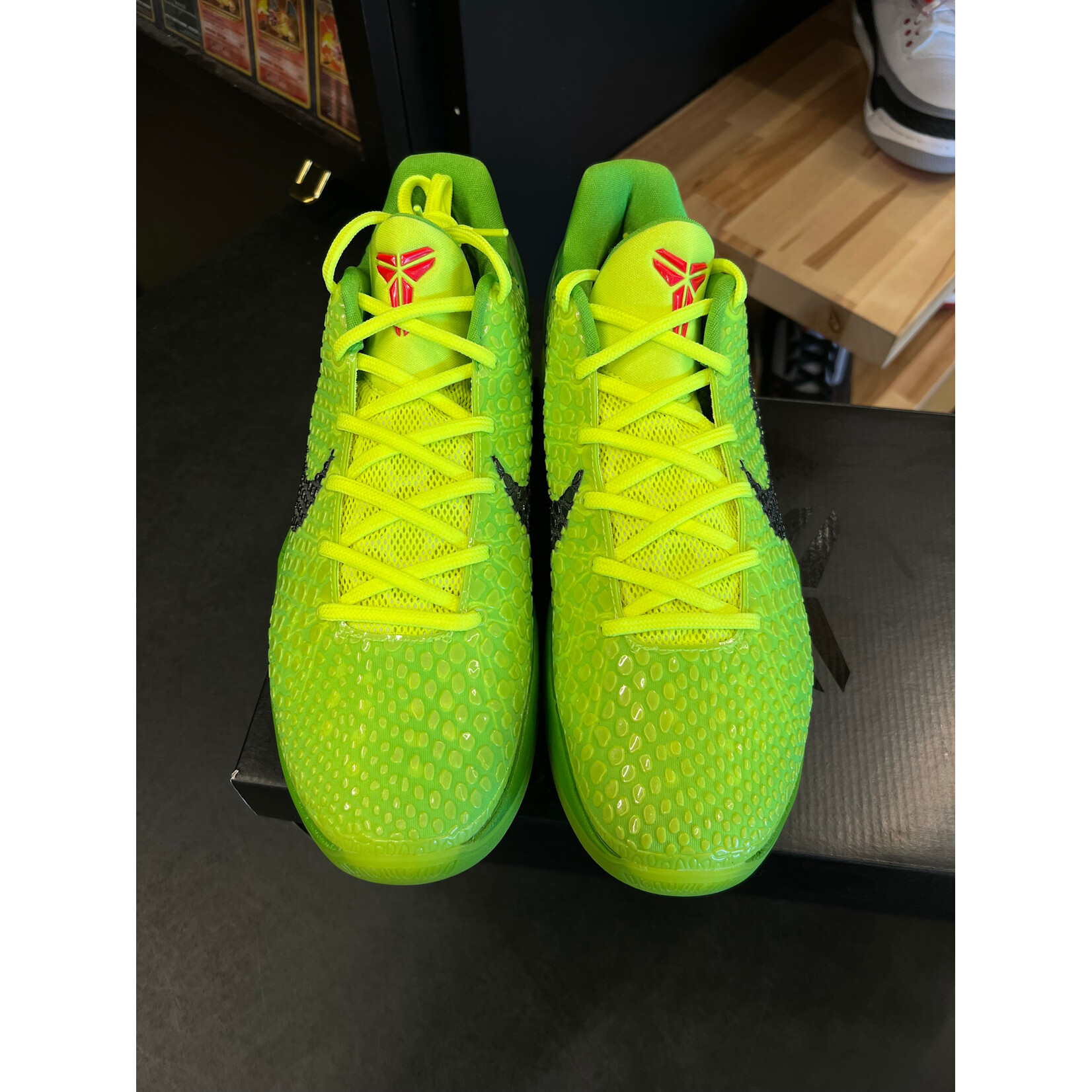 Nike Nike Kobe 6 Protro Grinch (2020) Size 11, PREOWNED