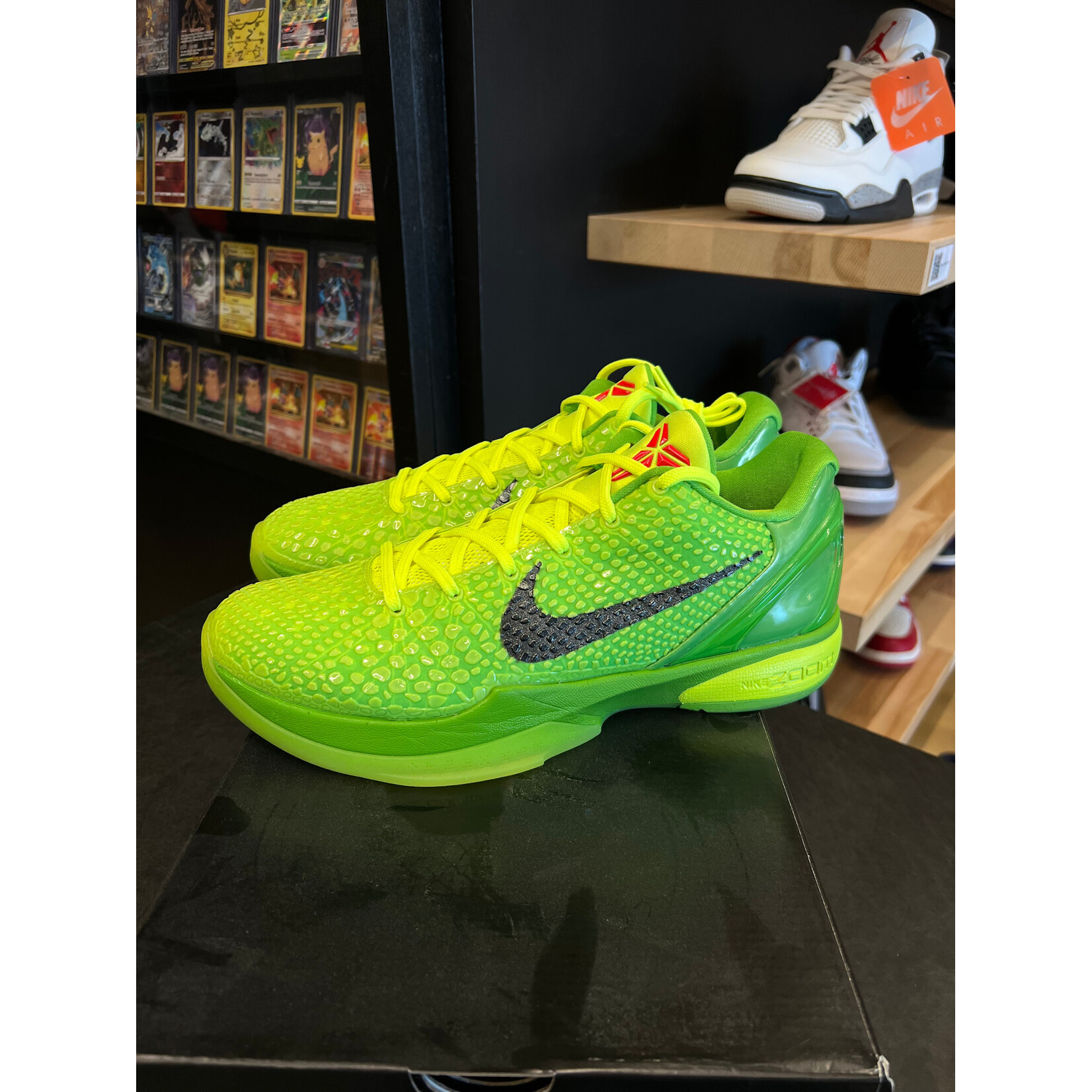Nike Nike Kobe 6 Protro Grinch (2020) Size 11, PREOWNED