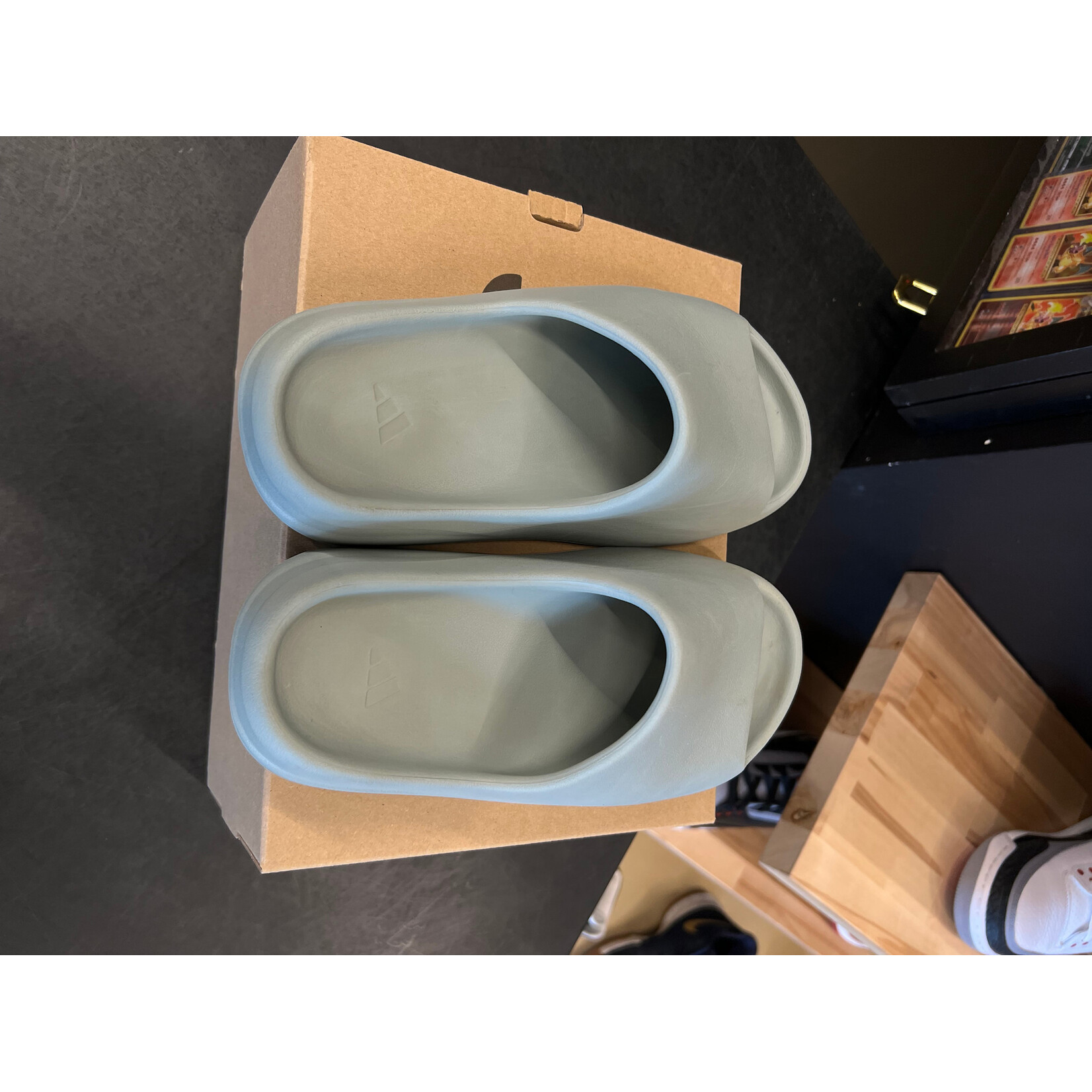 Adidas adidas Yeezy Slide Salt Size 9, PREOWNED