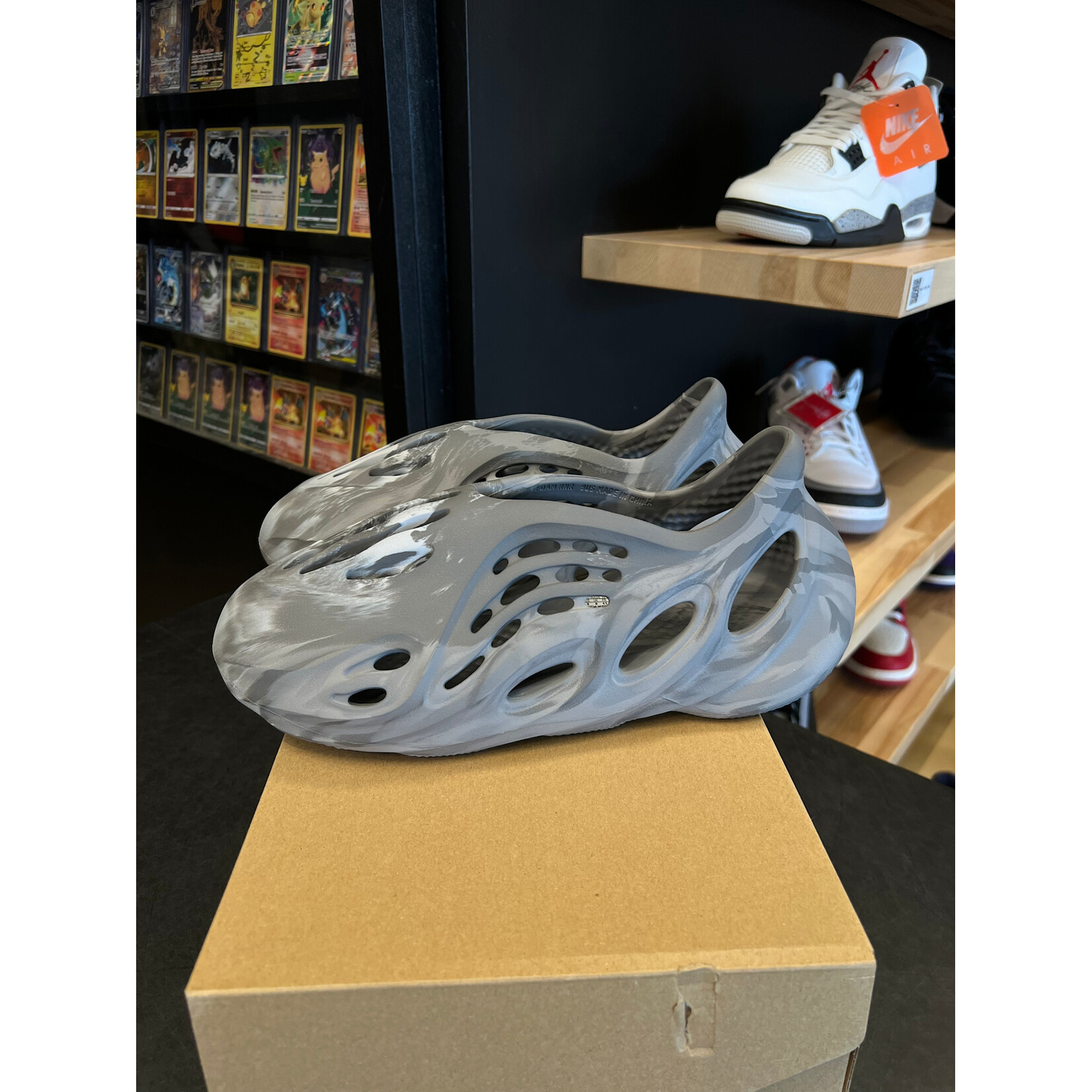 Adidas adidas Yeezy Foam RNR MX Granite Size 9, PREOWNED