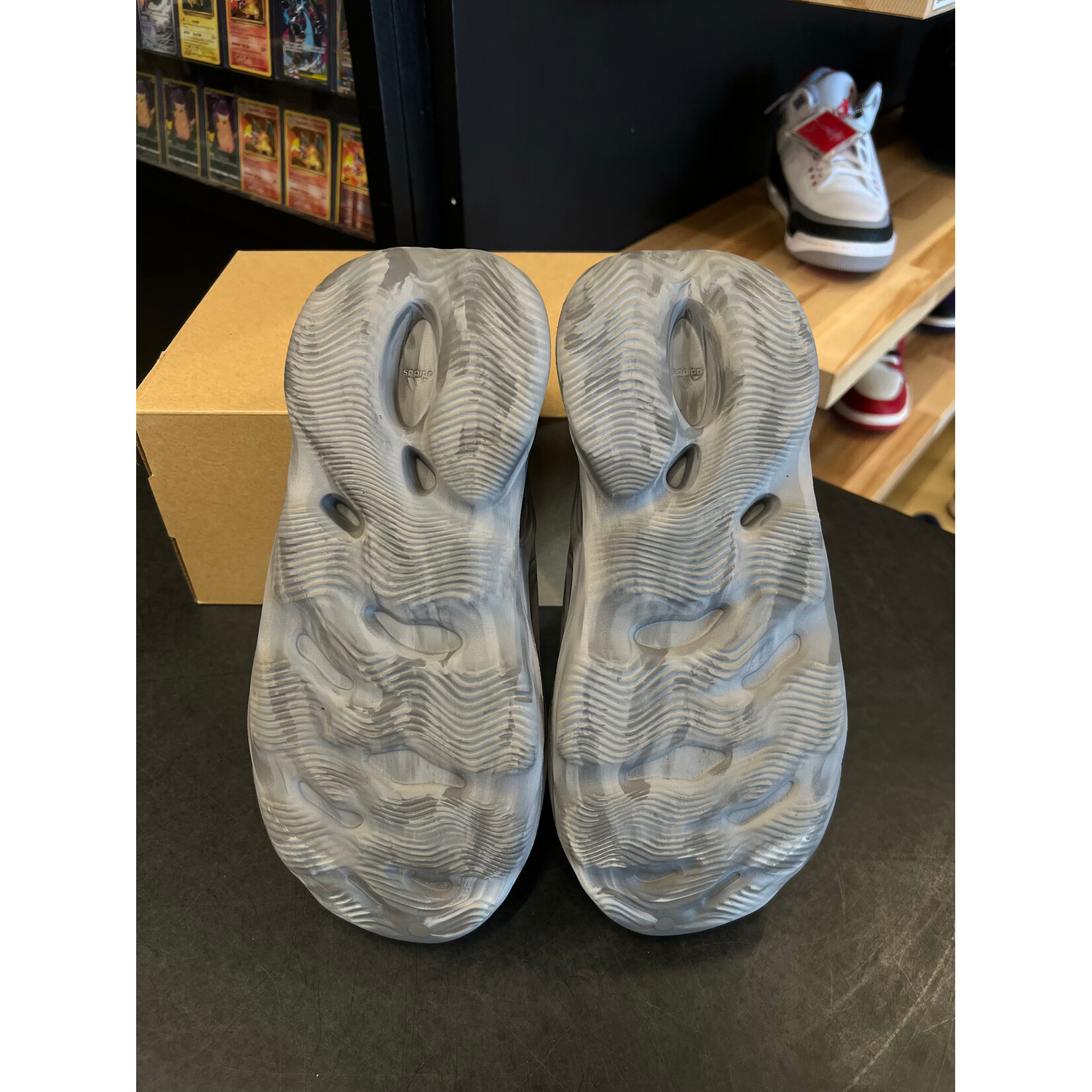 Adidas adidas Yeezy Foam RNR MX Granite Size 9, PREOWNED