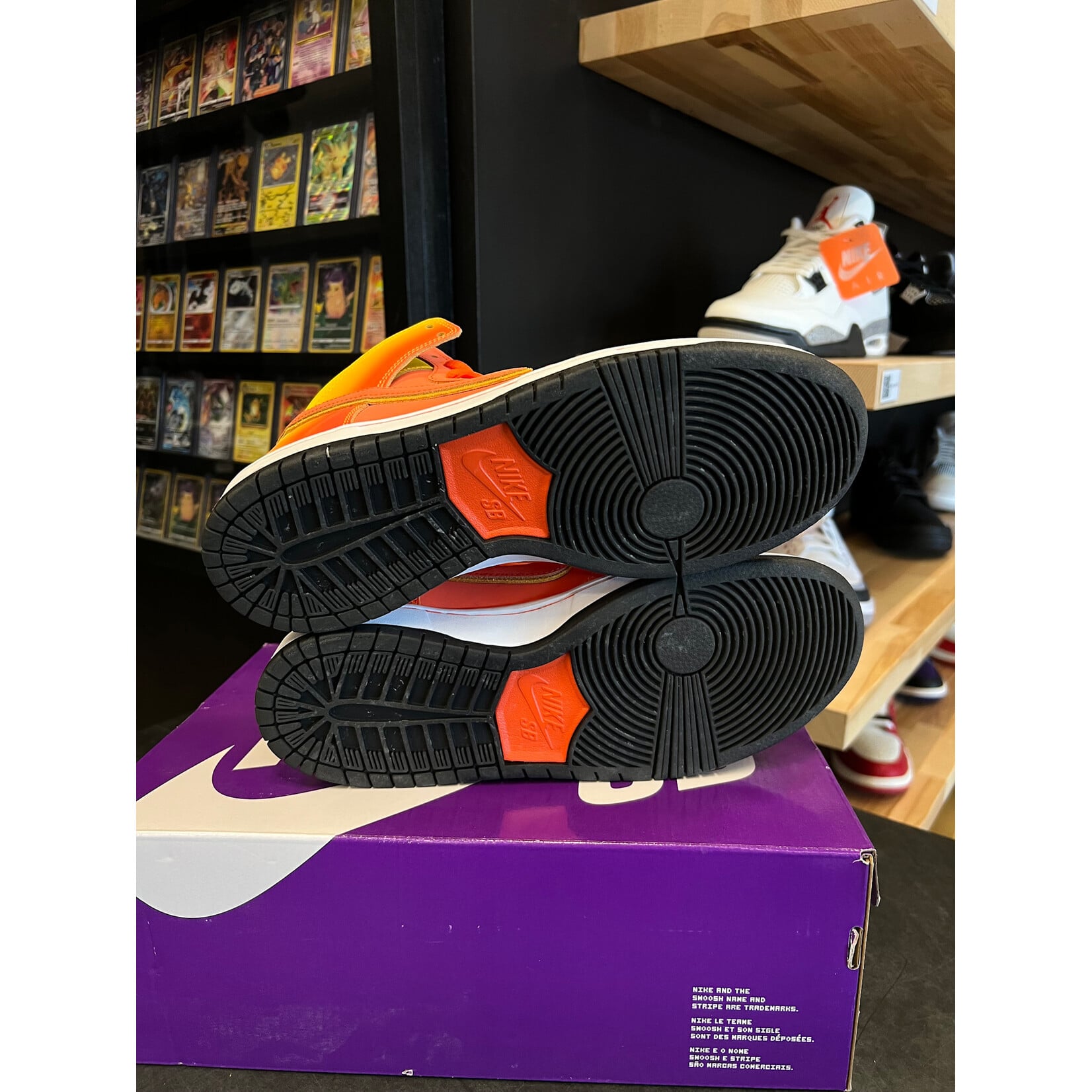 Nike Nike SB Dunk High Sweet Tooth Candy Corn Size 8.5, PREOWNED