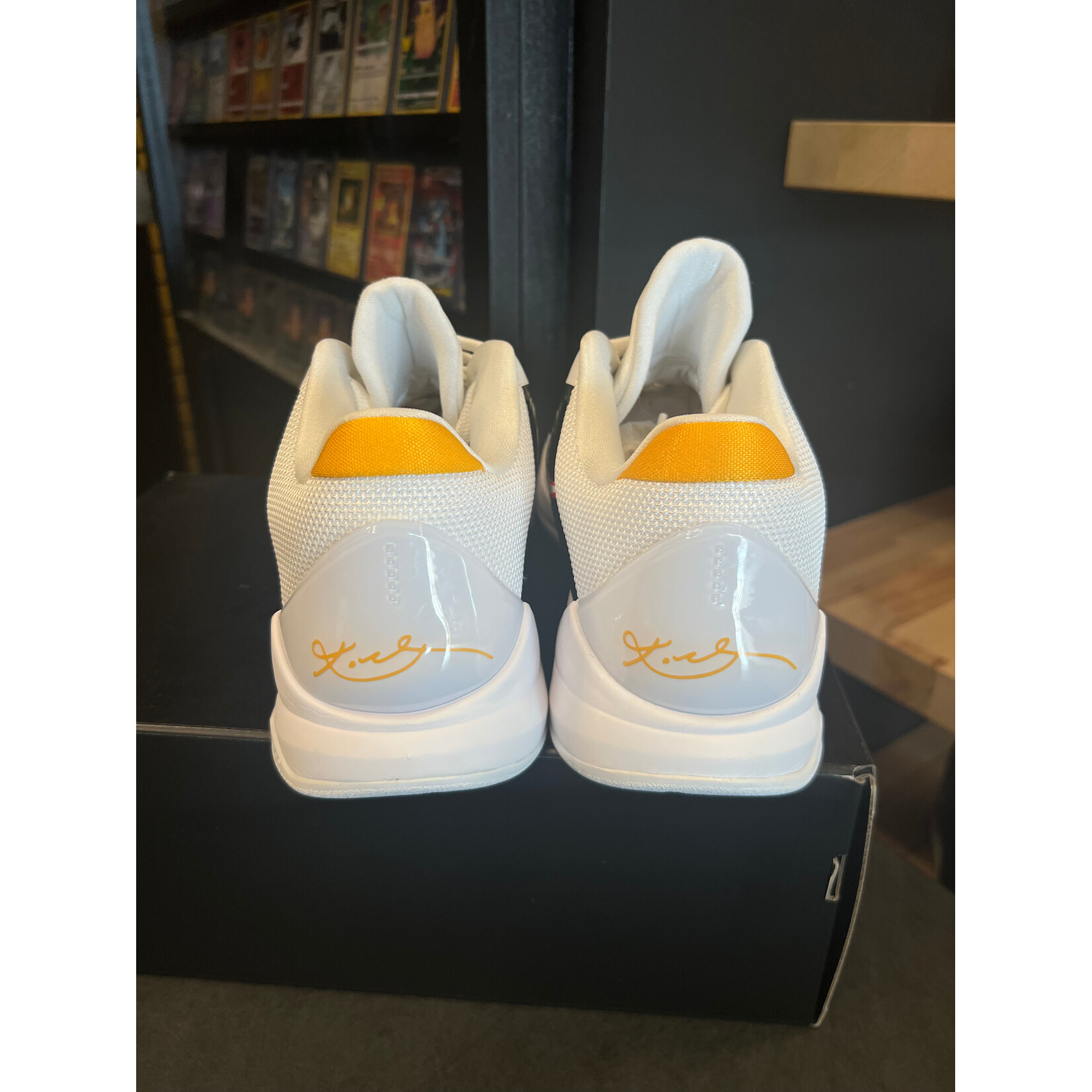Nike Nike Kobe 5 Protro Bruce Lee Alternate Size 9.5, PREOWNED