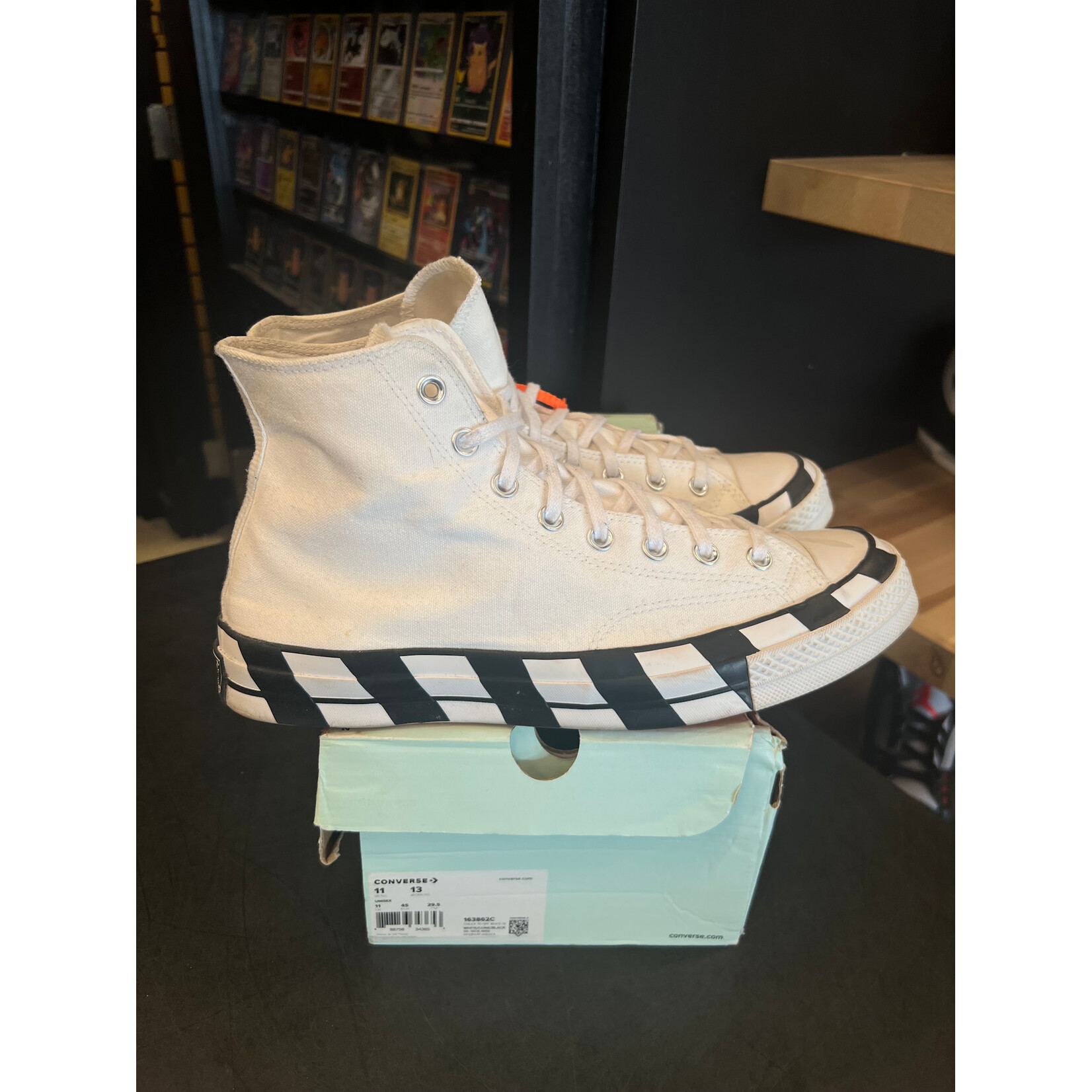 Converse Converse Chuck Taylor All Star 70 Hi Off-White Size 11, PREOWNED