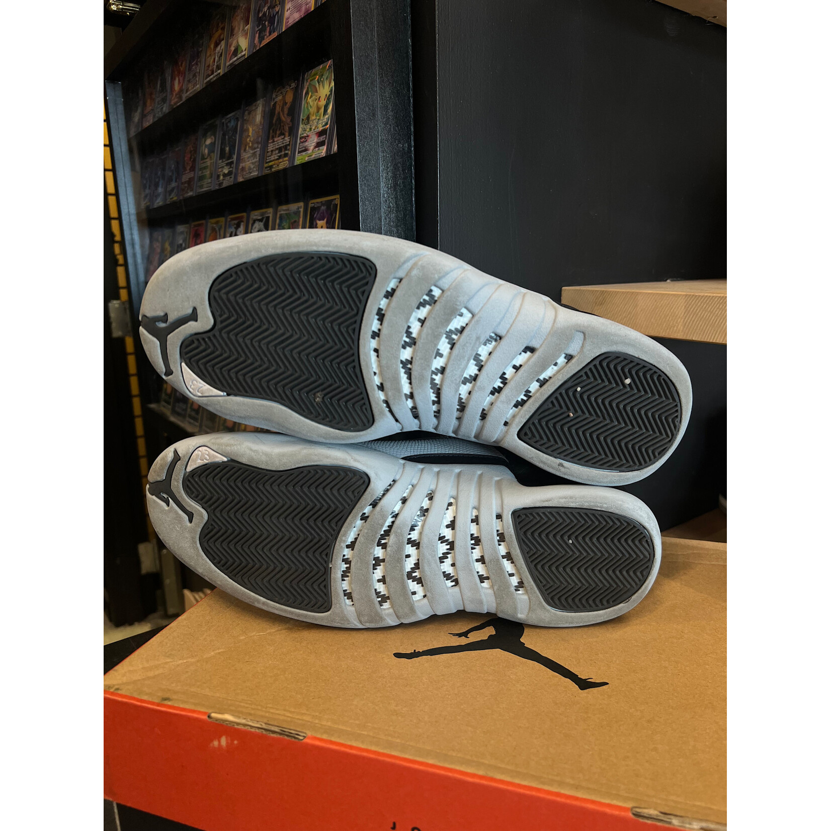 Jordan Jordan 12 Retro Barons Size 11, PREOWNED