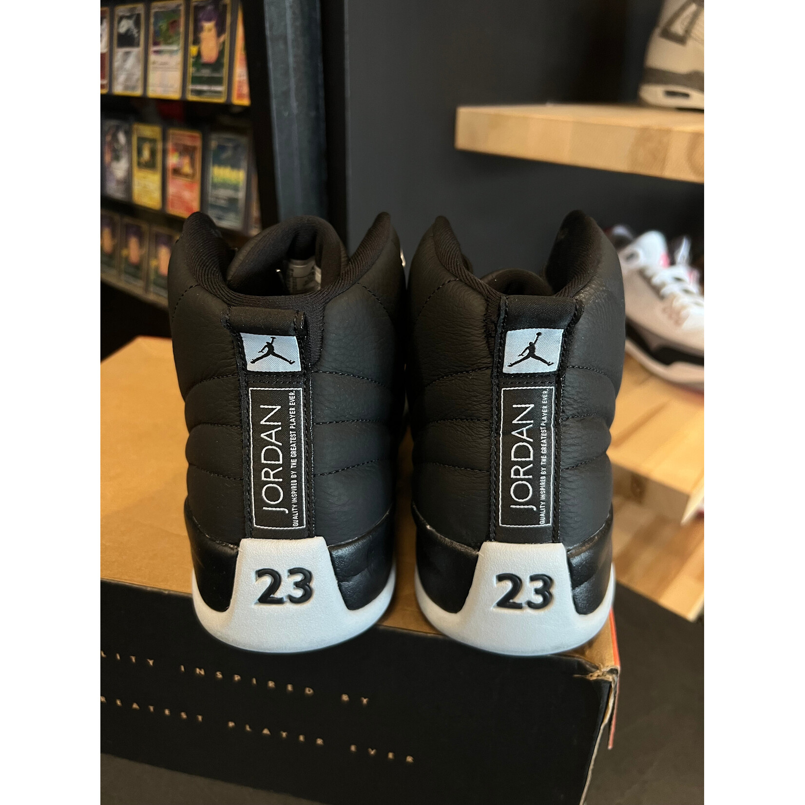 Jordan Jordan 12 Retro Barons Size 11, PREOWNED