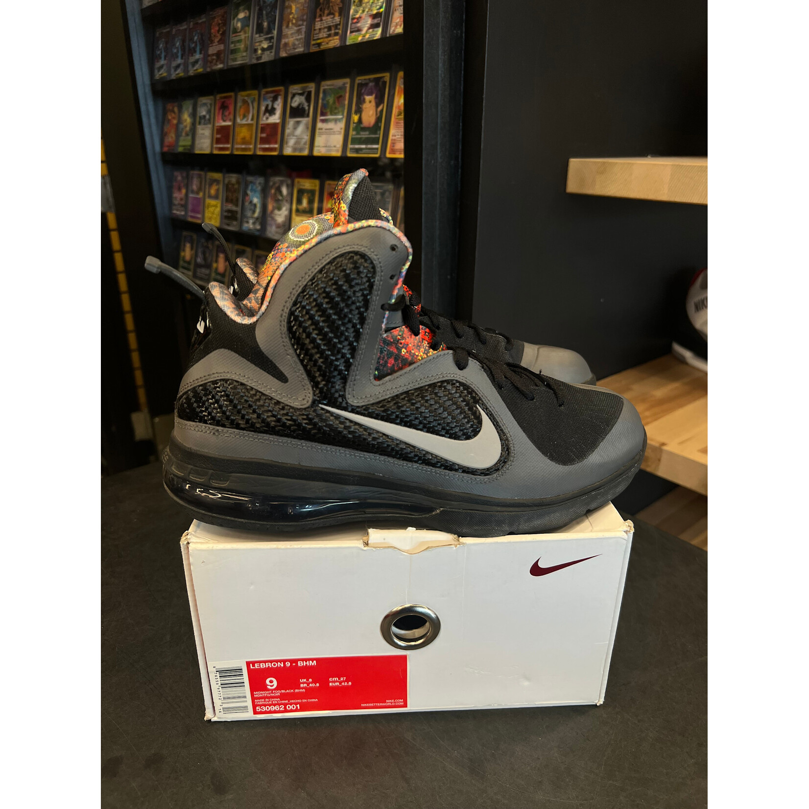 Nike Nike LeBron 9 Black History Month Size 9, PREOWNED