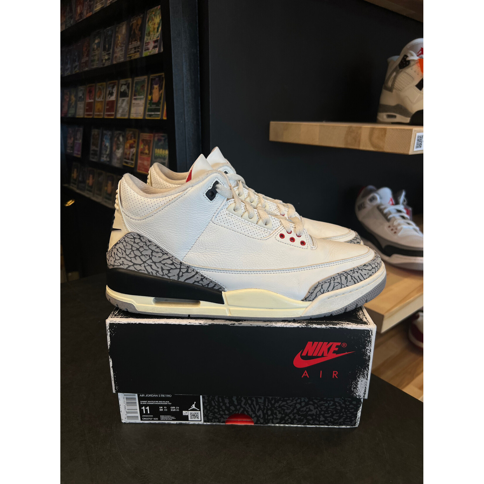 Jordan Jordan 3 Retro White Cement Reimagined Size 11, PREOWNED